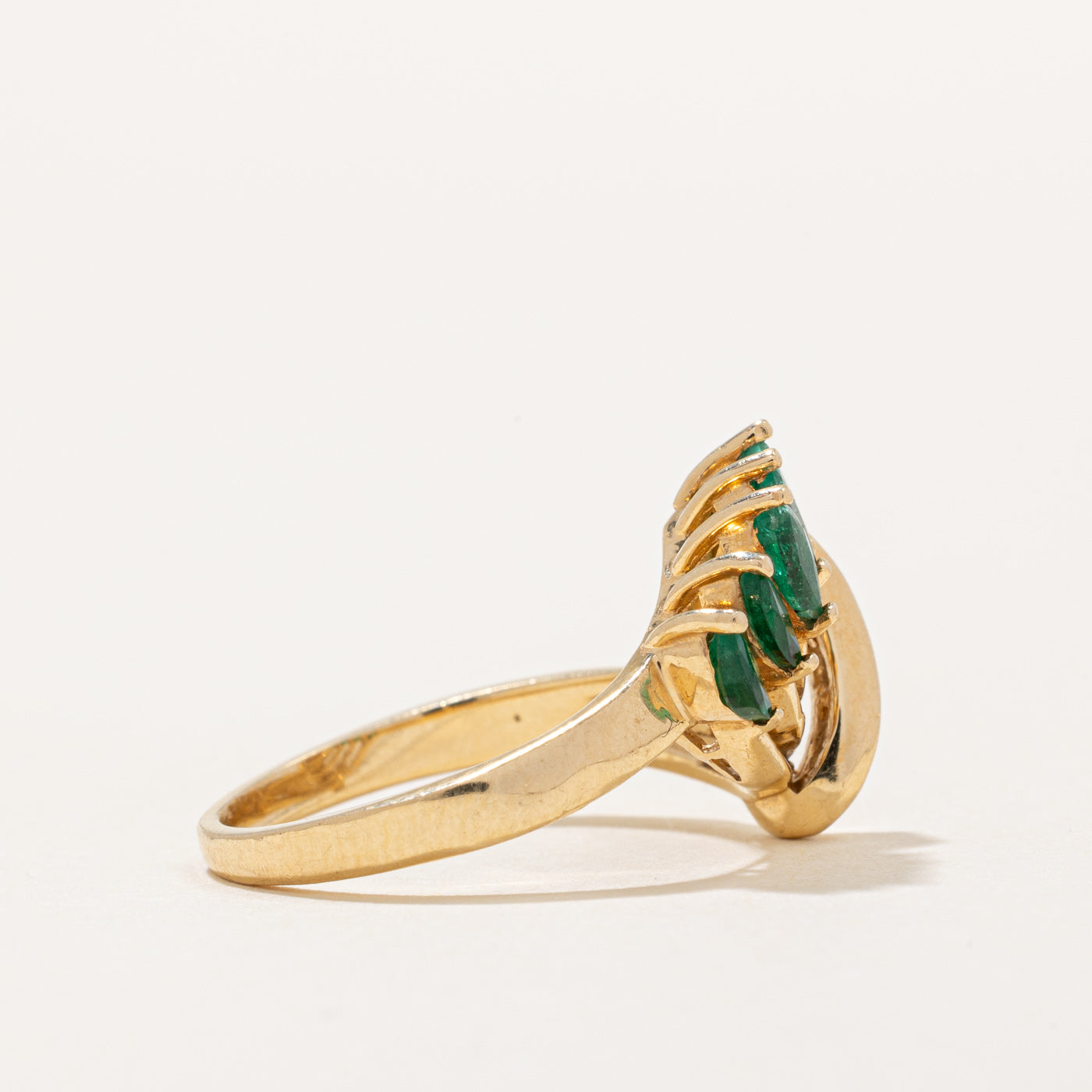 Emerald & Diamond Cocktail Ring | 0.30ctw, 0.11ctw | SZ 6.25 |