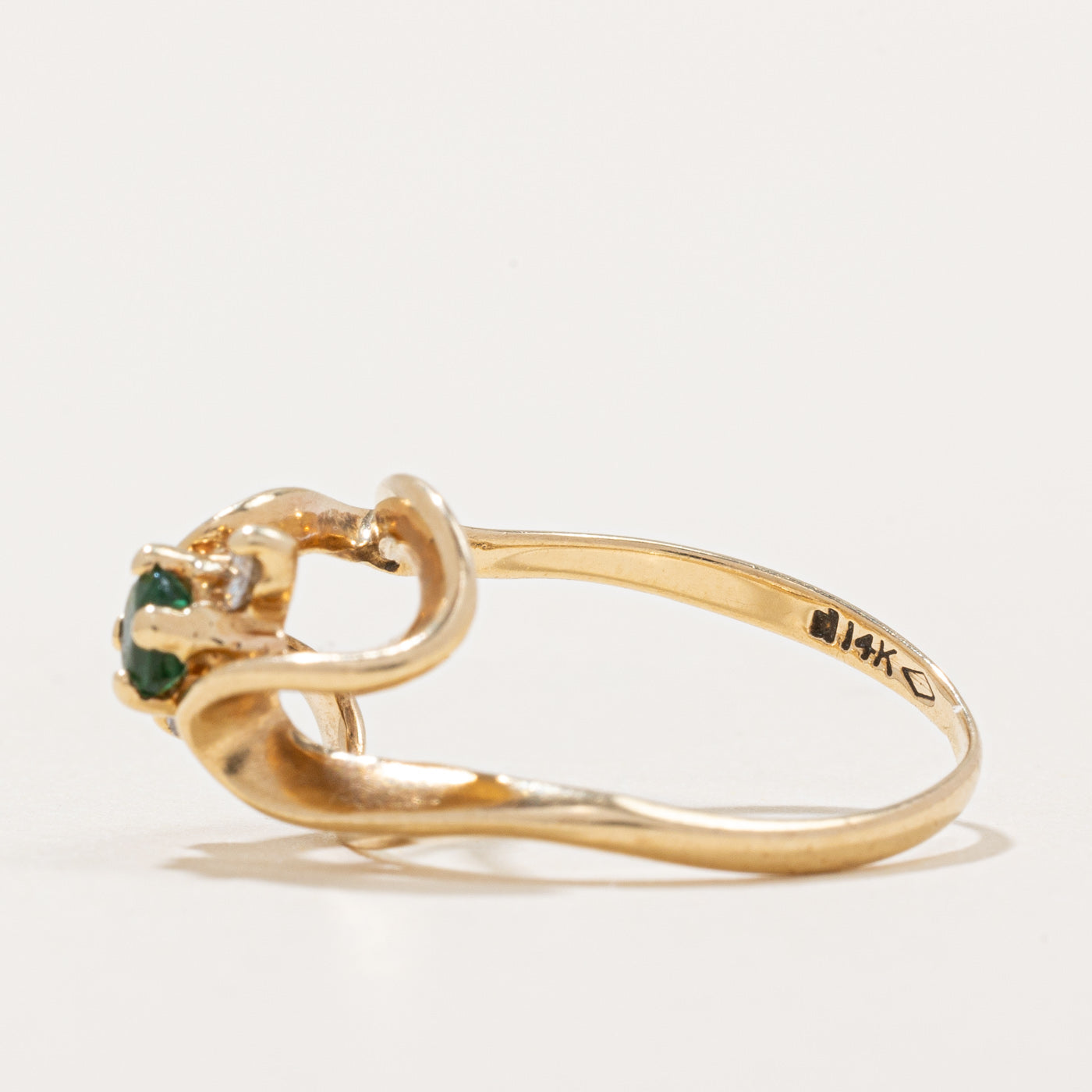 Emerald & Diamond Cocktail Ring | 0.15ct, 0.06ctw | SZ 5.25 |