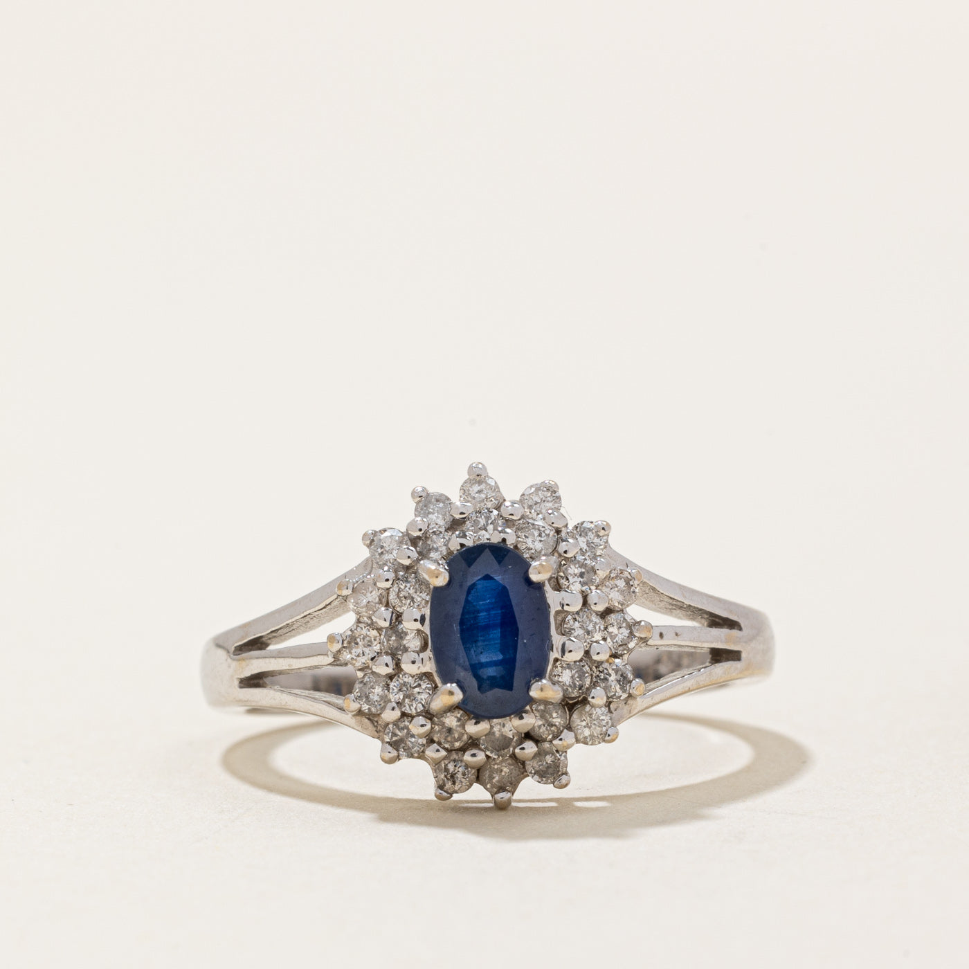 Bague halo saphir et diamants | 0,50 ct, 0,27 ct au total | Taille 6,5 | 