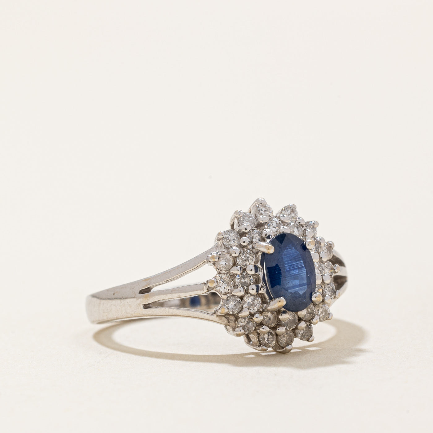 Bague halo saphir et diamants | 0,50 ct, 0,27 ct au total | Taille 6,5 | 