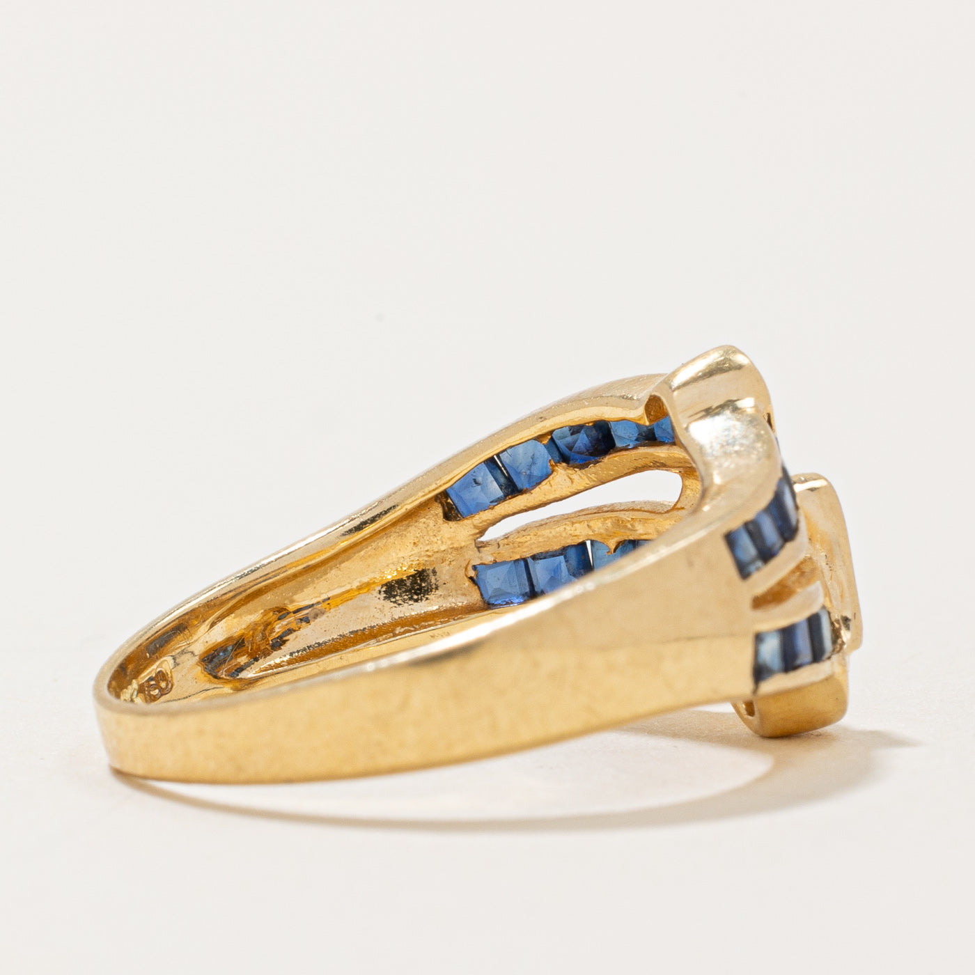 Sapphire & Diamond Ring | 0.26ctw, 0.15ctw | SZ 6.75 |