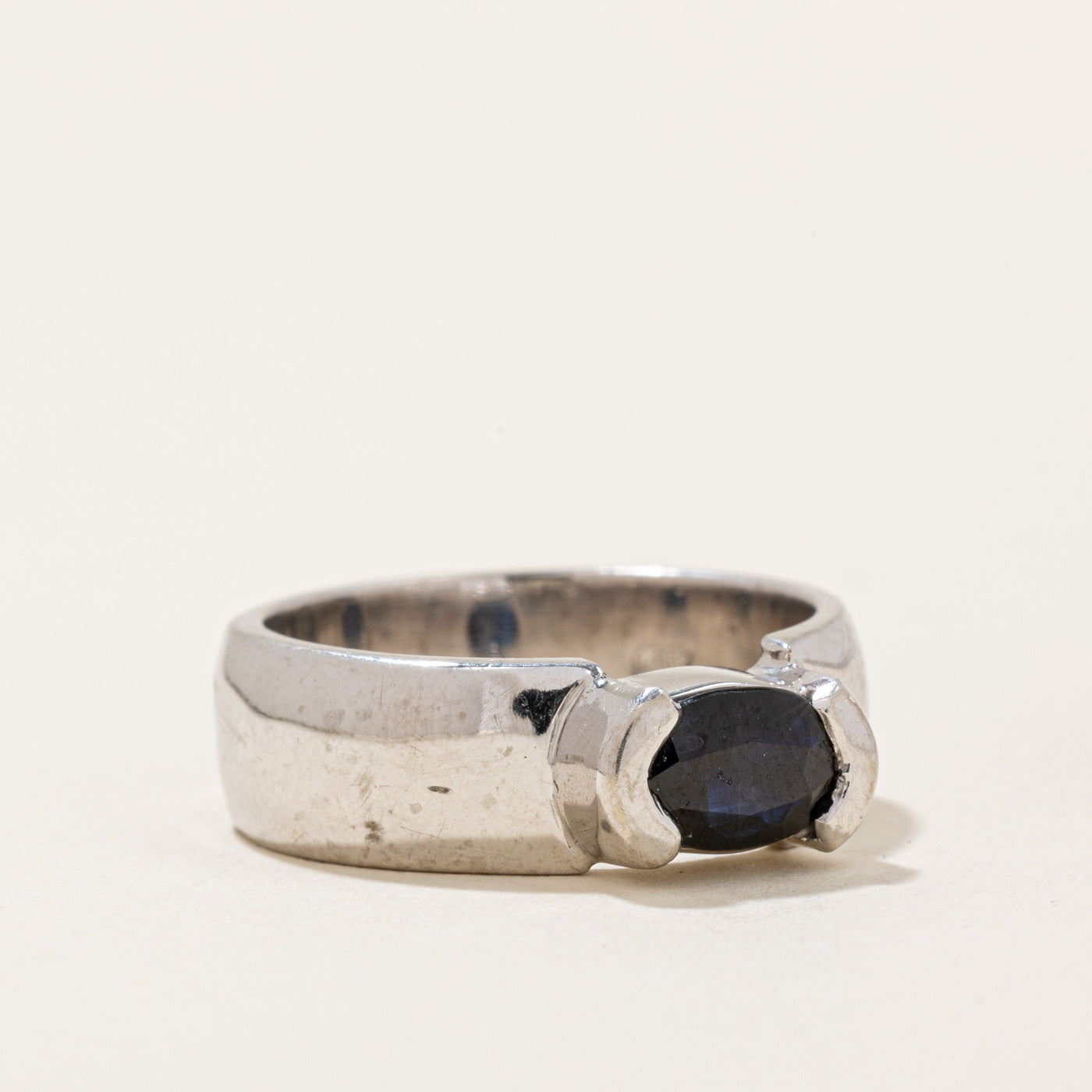 Semi Bezel Sapphire Ring | 0.85ct | SZ 6.75 |