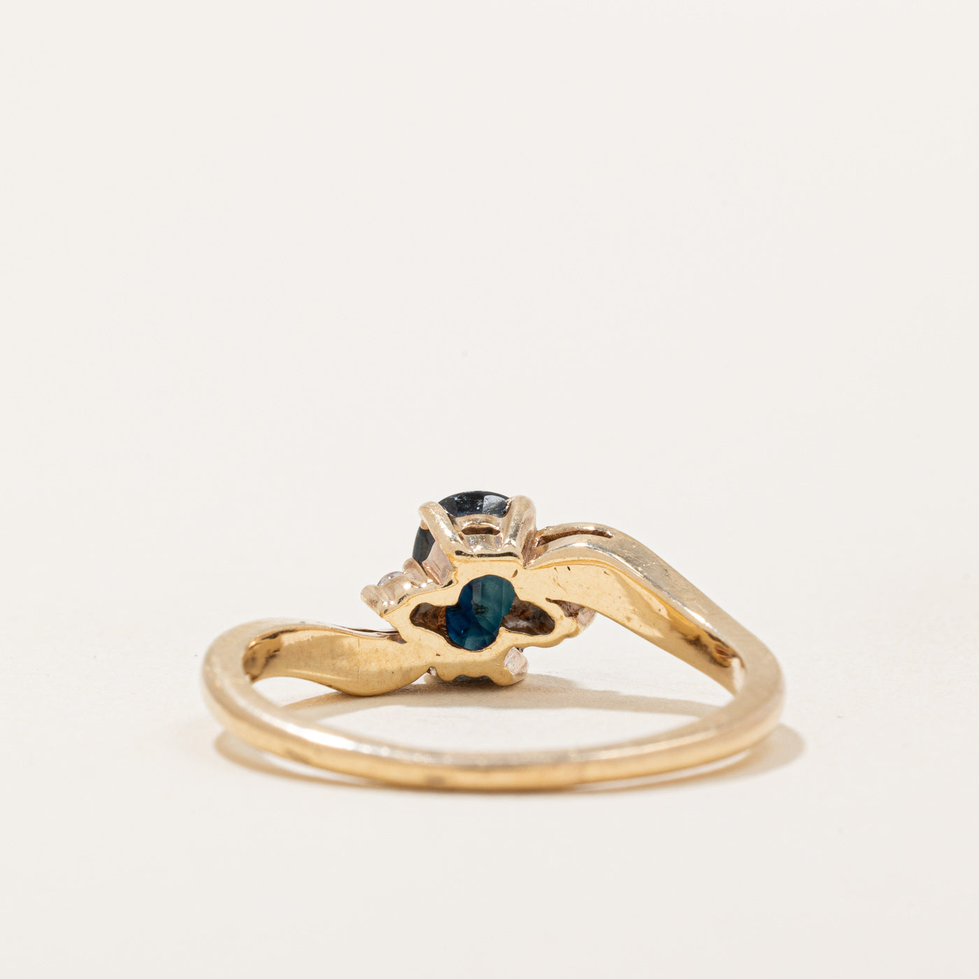 Sapphire & Diamond Ring | 1.00ct, 0.04ctw | SZ 8 |