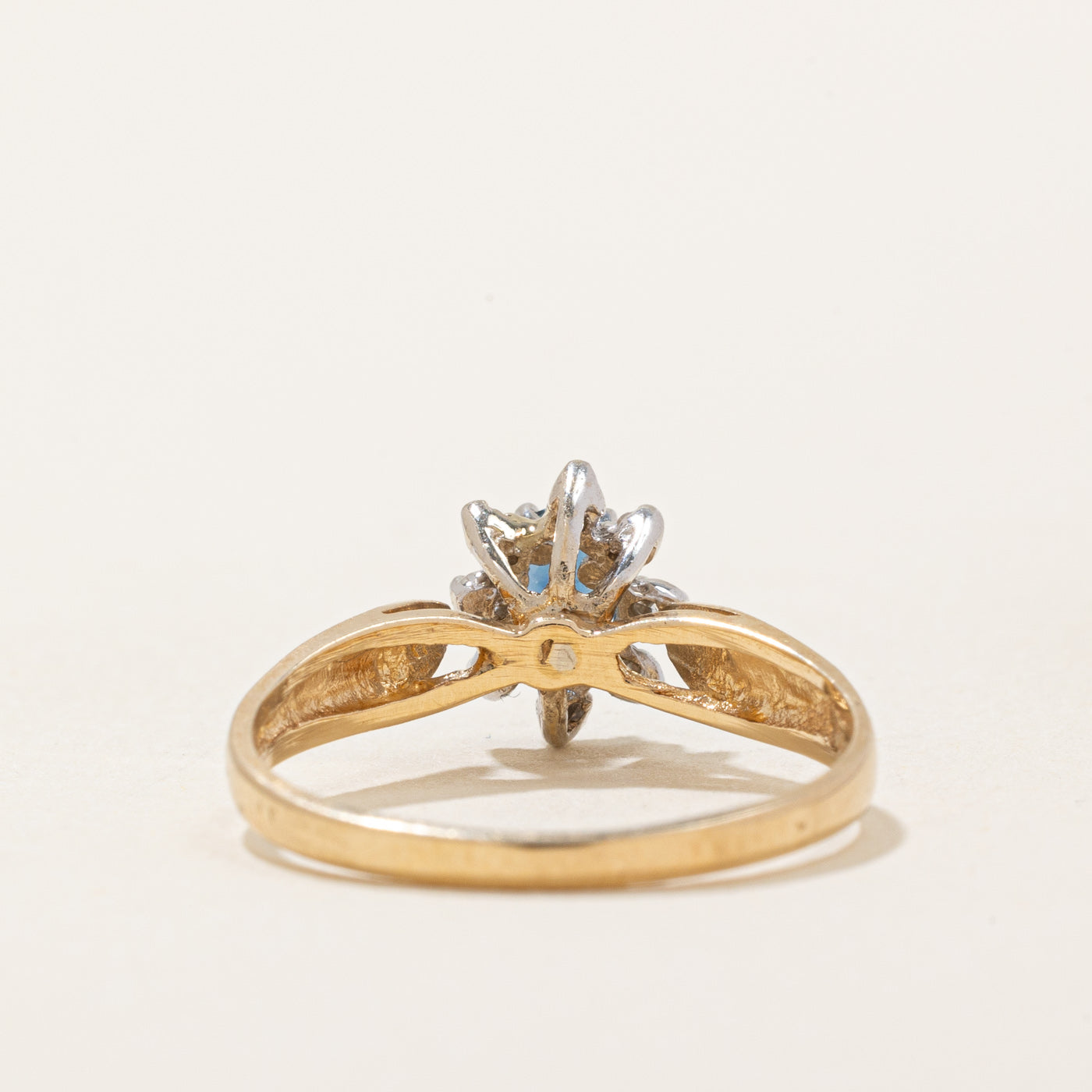 Sapphire & Diamond Halo Ring | 0.20ct, 0.04ctw | SZ 5.5 |