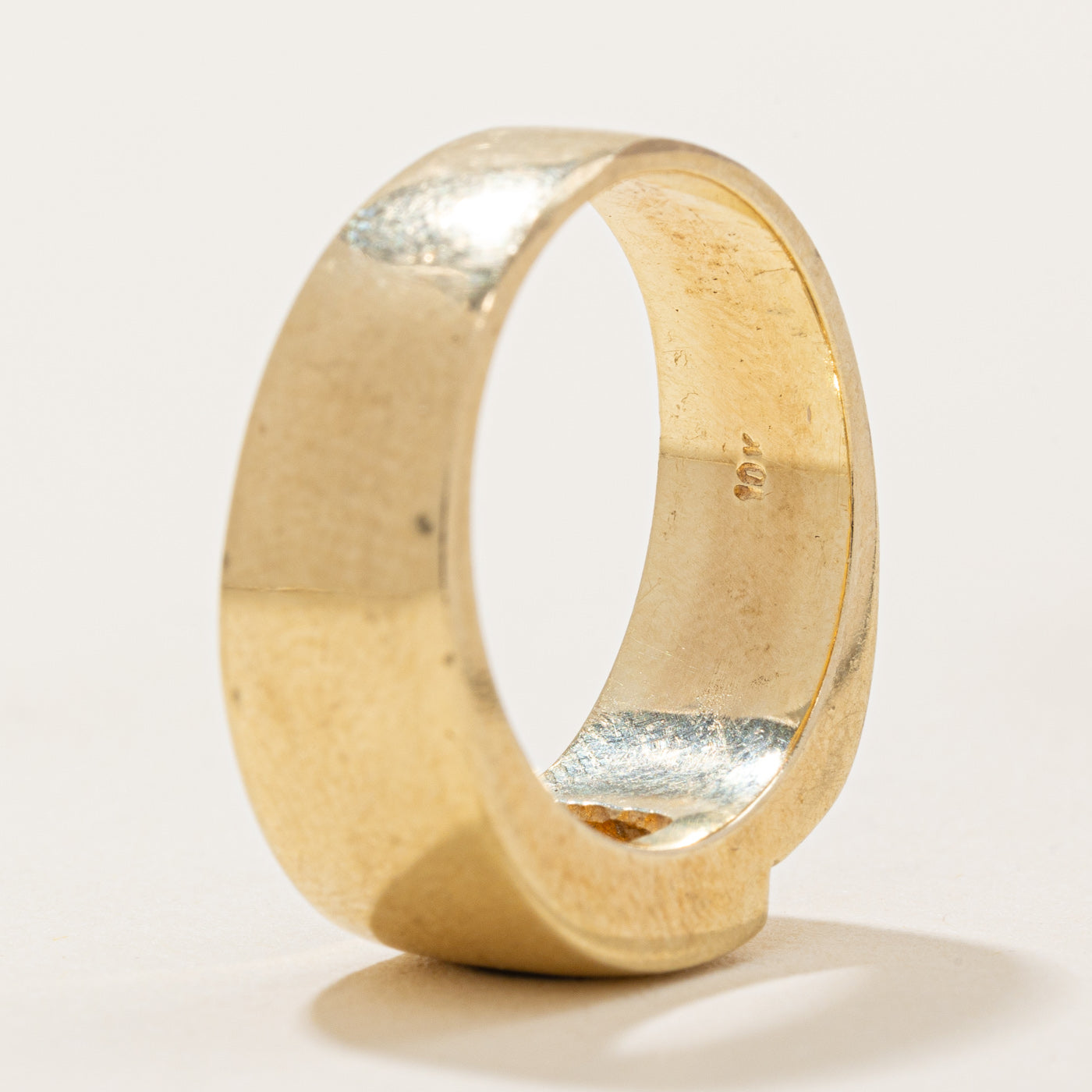 Flush Set Sapphire Ring | 0.20ct | SZ 6.25 |
