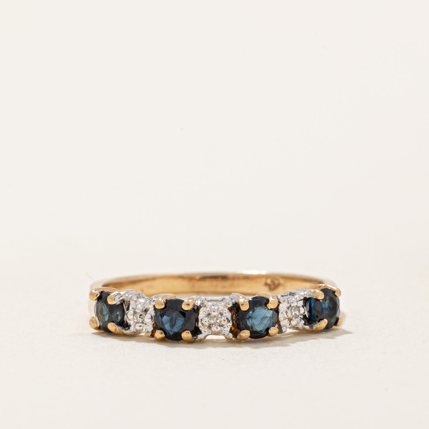 Sapphire & Diamond Ring | 0.20ctw, 0.01ctw | SZ 4.25 |