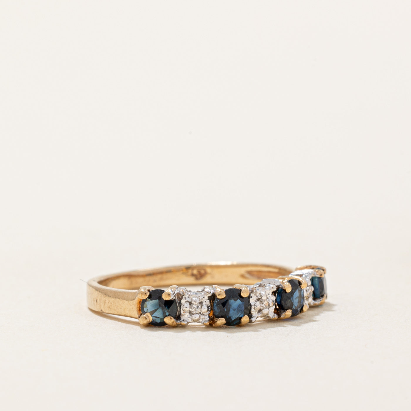 Sapphire & Diamond Ring | 0.20ctw, 0.01ctw | SZ 4.25 |