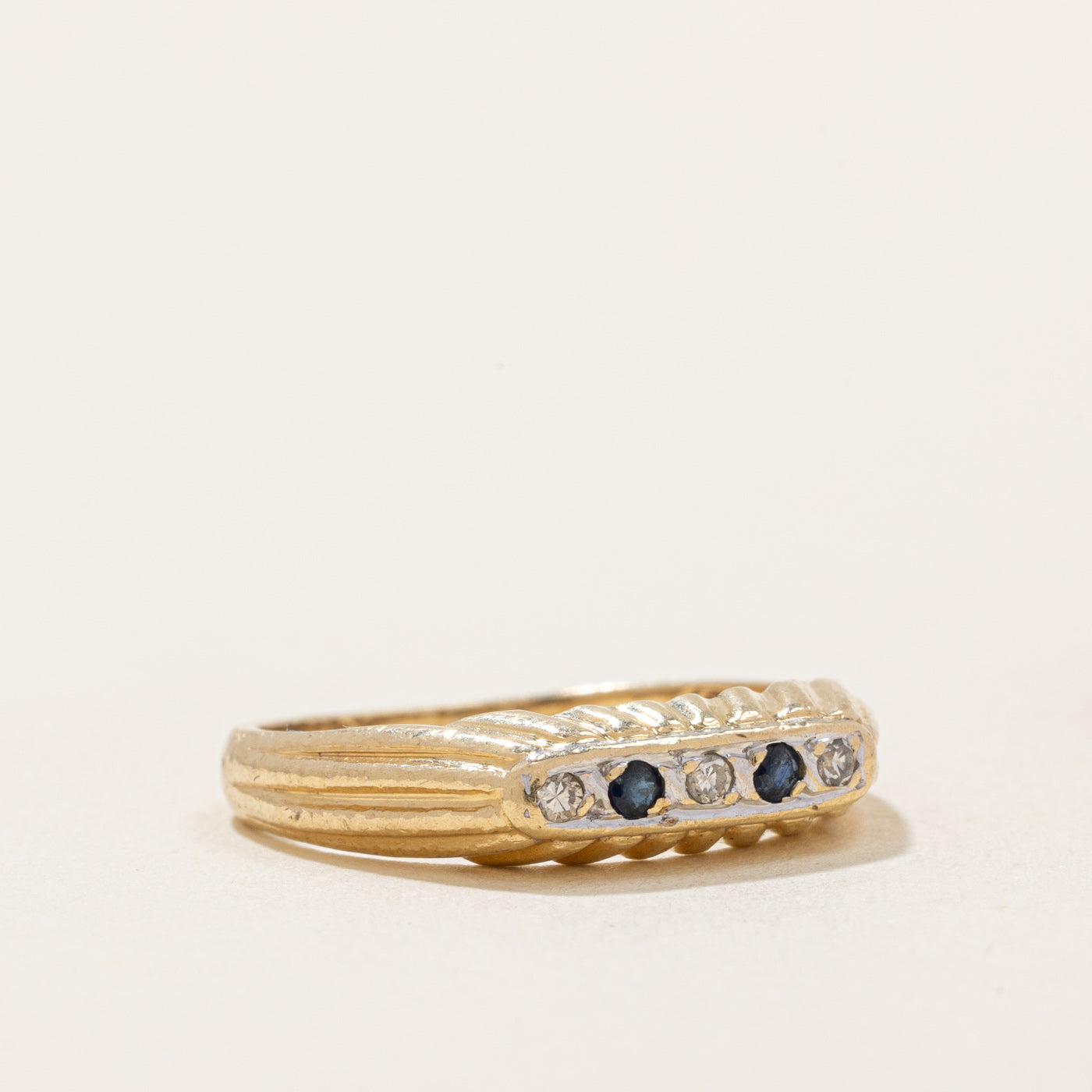 Bague saphir et diamants | 0,02 ct, 0,03 ct | Taille 5 | 
