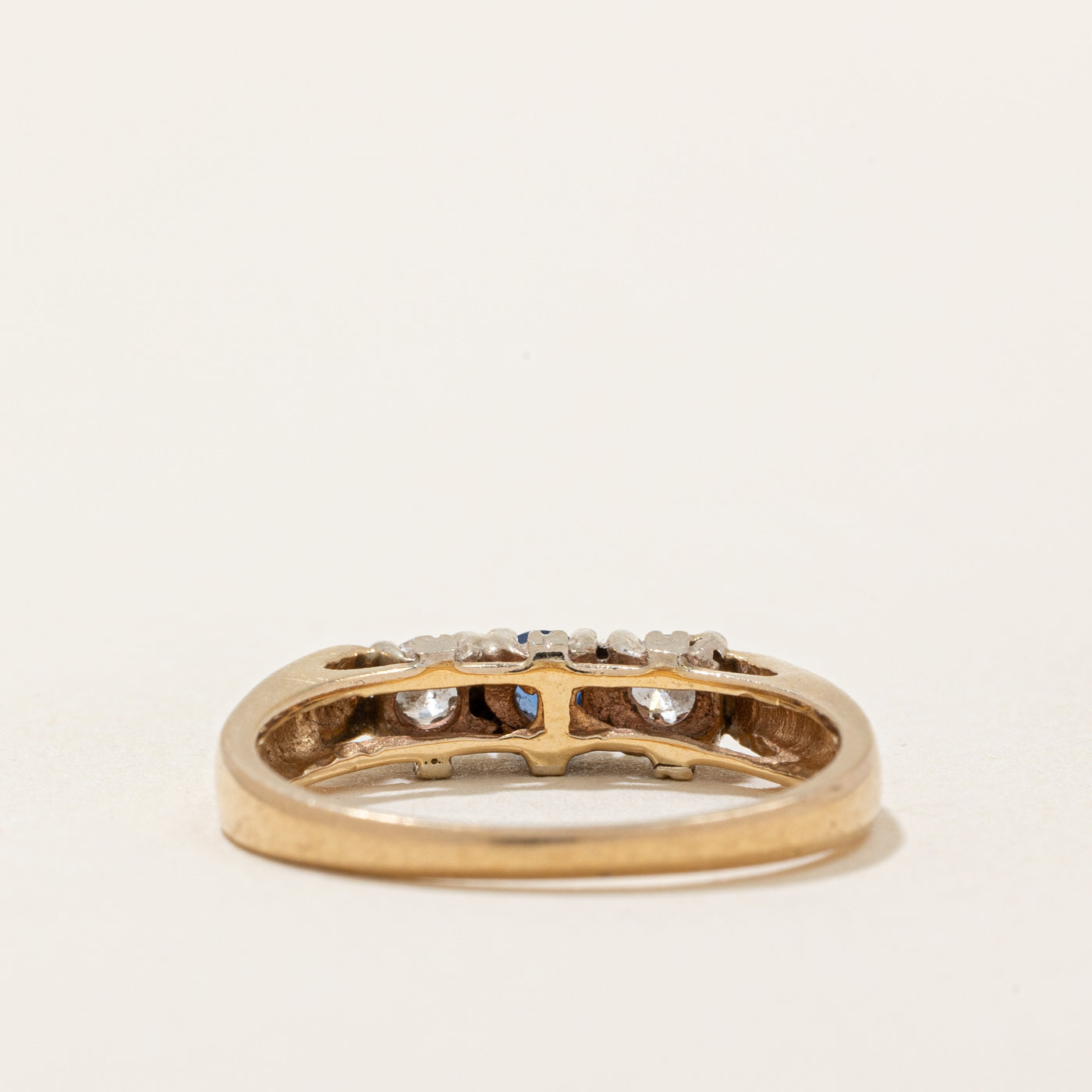 Sapphire & Diamond Ring | 0.13ct, 0.14ctw | SZ 6 |