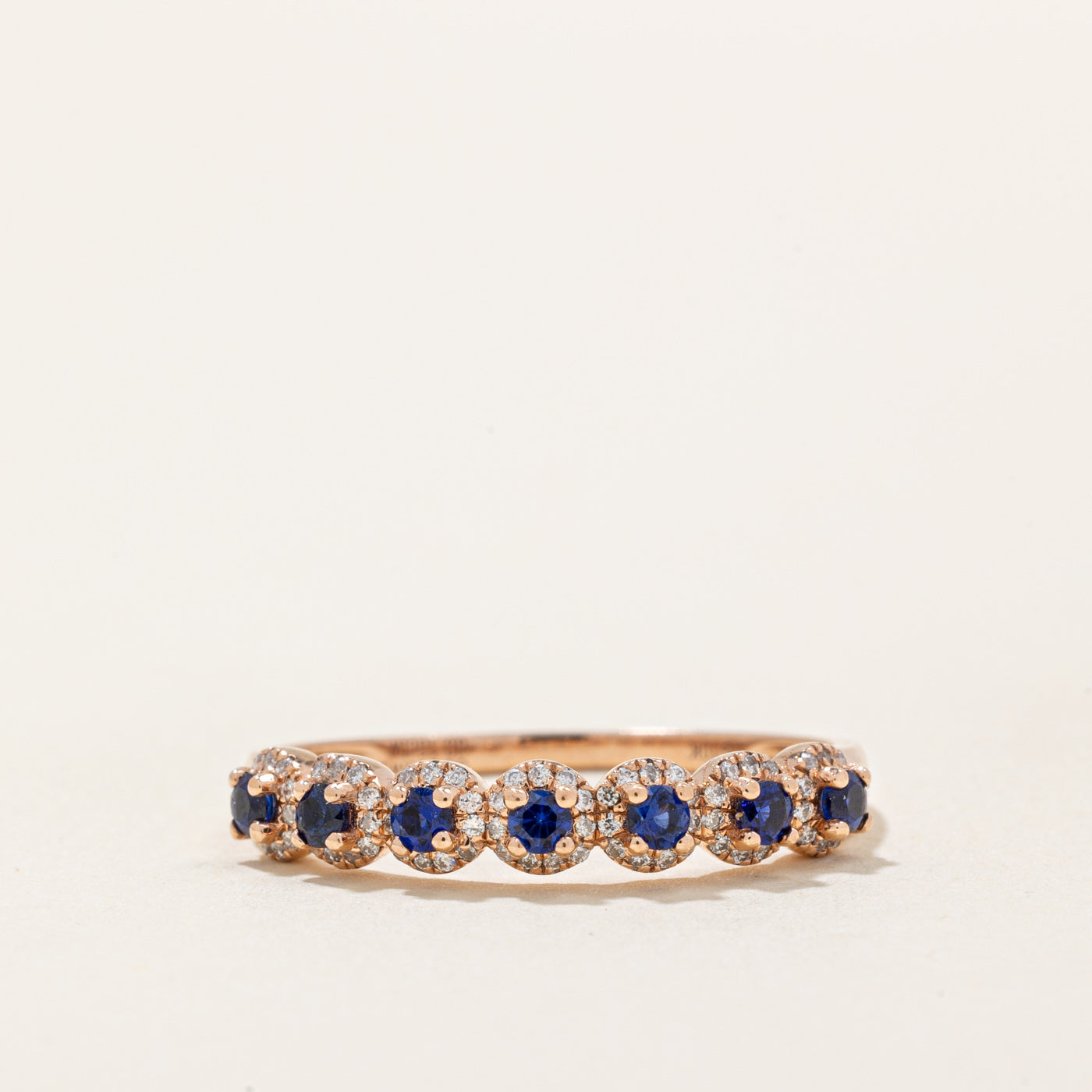 Bague en saphir synthétique et diamants naturels | 0,21 ct, 0,15 ct | Taille 7,5 | 