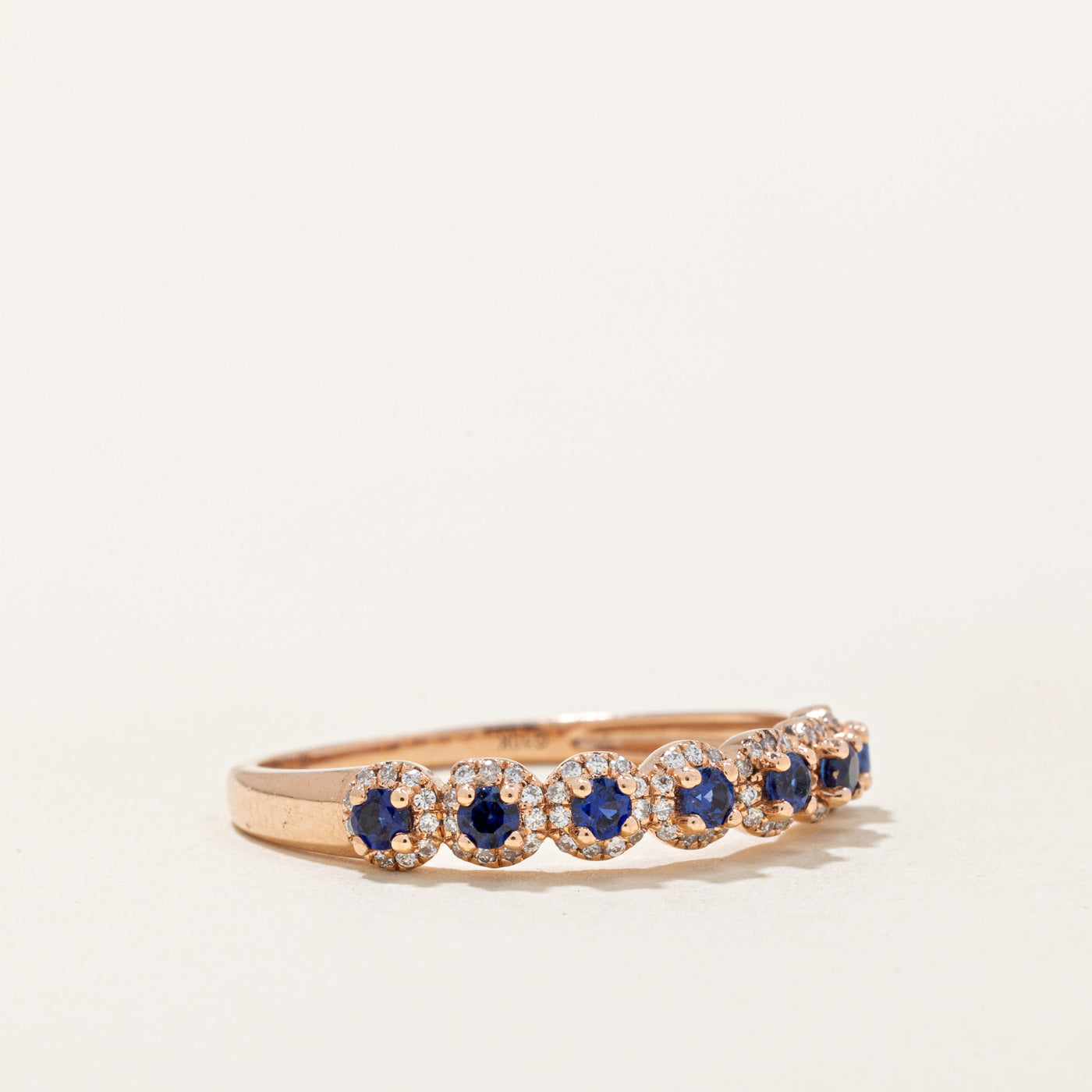 Bague en saphir synthétique et diamants naturels | 0,21 ct, 0,15 ct | Taille 7,5 | 