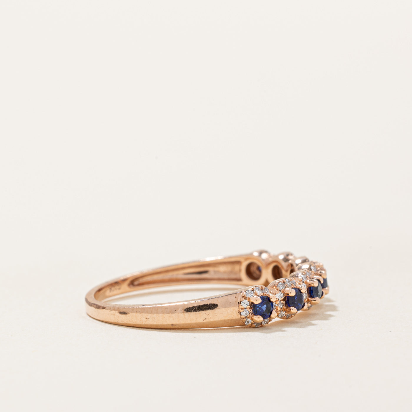 Bague en saphir synthétique et diamants naturels | 0,21 ct, 0,15 ct | Taille 7,5 | 