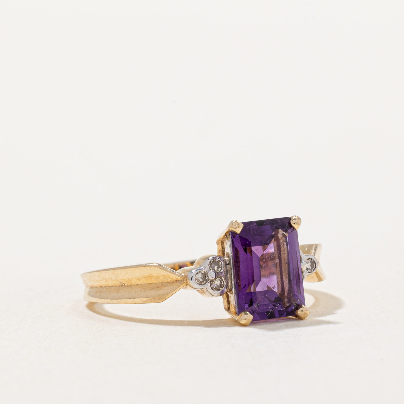 Amethyst & Diamond Ring | 1.35ct, 0.04ctw | SZ 7.5 |