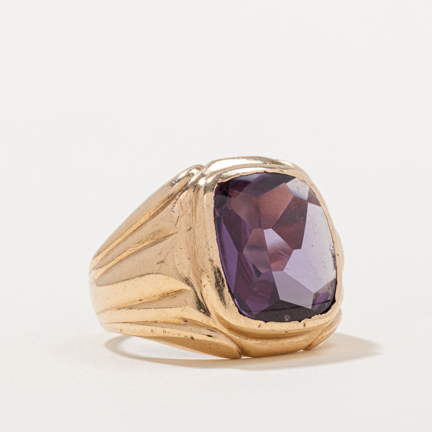 Saphir synthétique à changement de couleur | 10,90 ct | Taille 9,25 | 