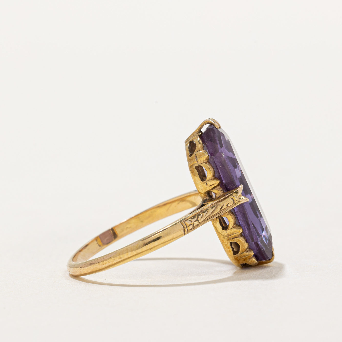 Vintage 14K Gold Synthetic Colour-Change Sapphire Cocktail Ring | 6.50ct | SZ 6.5 |