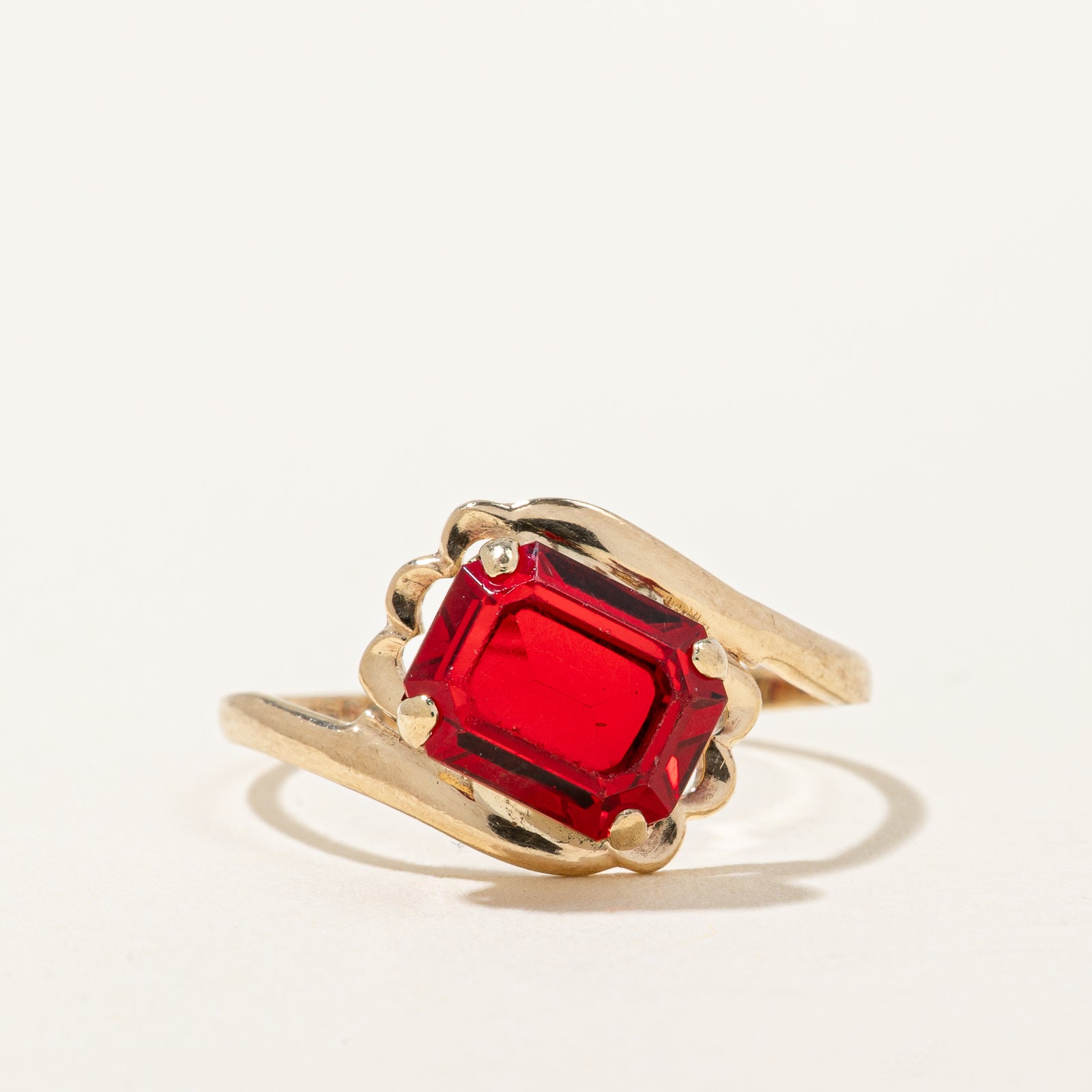 Emerald Cut Red Paste Glass Ring | 1.70ct | SZ 6.25 |