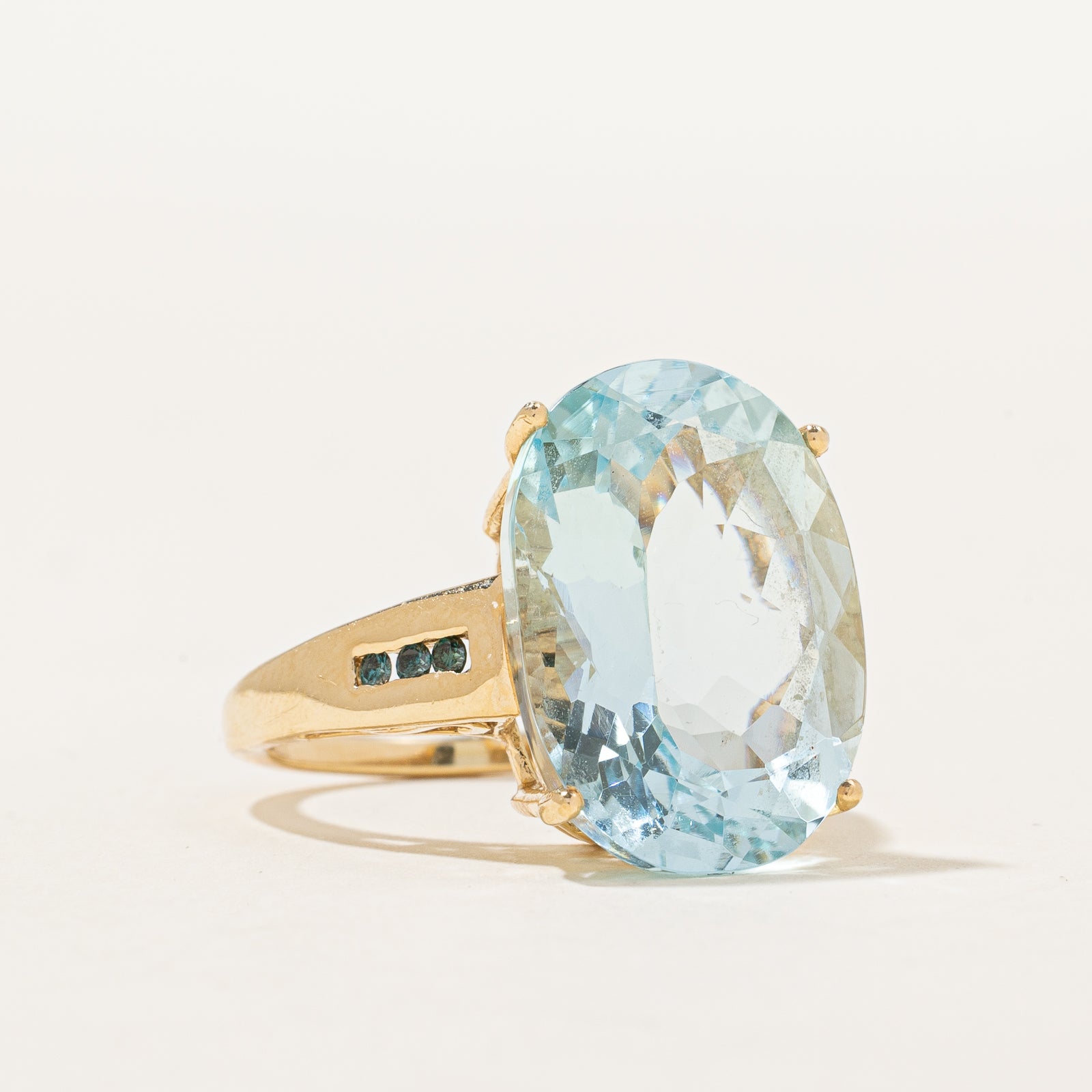 Aquamarine & Diamond Cocktail Ring | 11.20ct, 0.06ctw | SZ 5.75 |