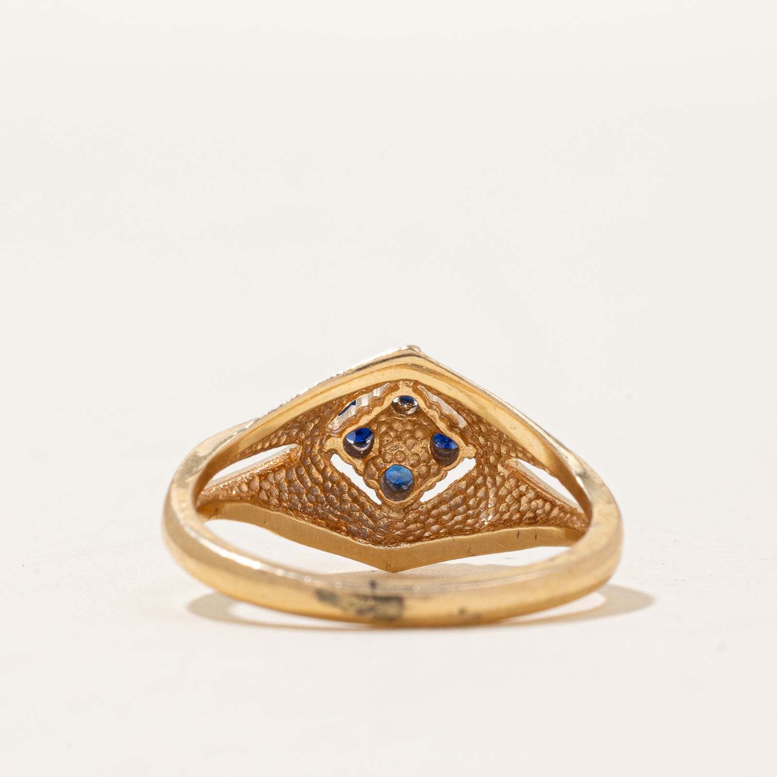 Blue Sapphire Ring | 0.14ctw | SZ 5.5 |