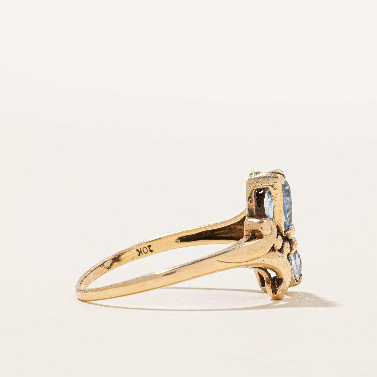 Diagonal Synthetic Spinel Ring | 1.50ctw | SZ 8.5 |