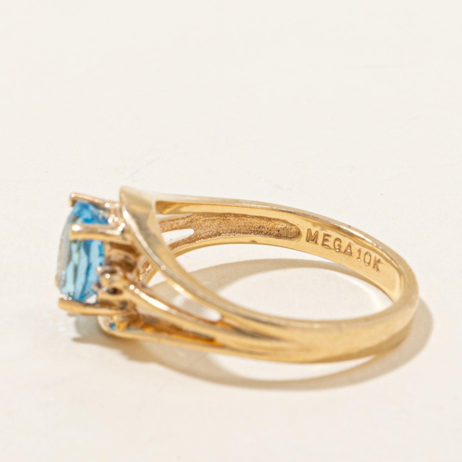 Blue Topaz & Diamond Ring | 0.95ct, 0.03ctw | SZ 6.75 |