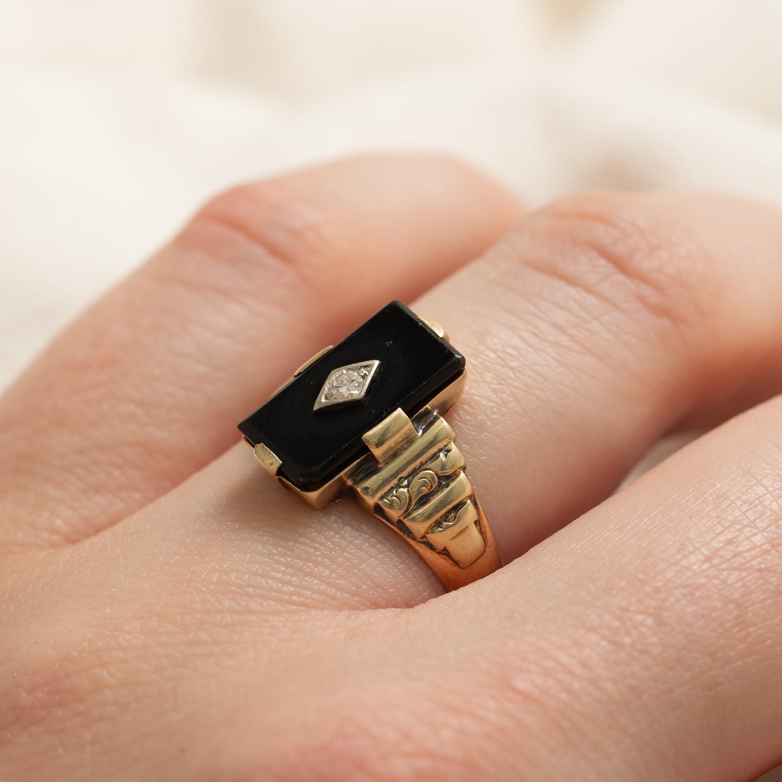 Onyx & Diamond Textured Ring | 2.50ct | 0.01ct | SZ 4.5
