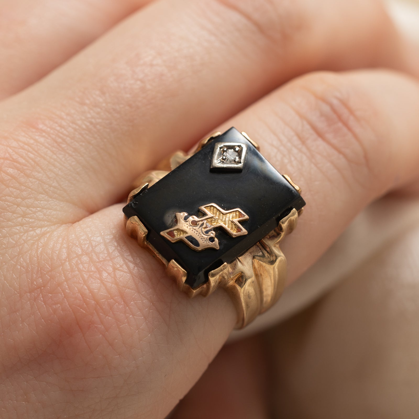 Onyx & Diamond Signet Ring | 7.50ct | 0.03ct | SZ 7.5