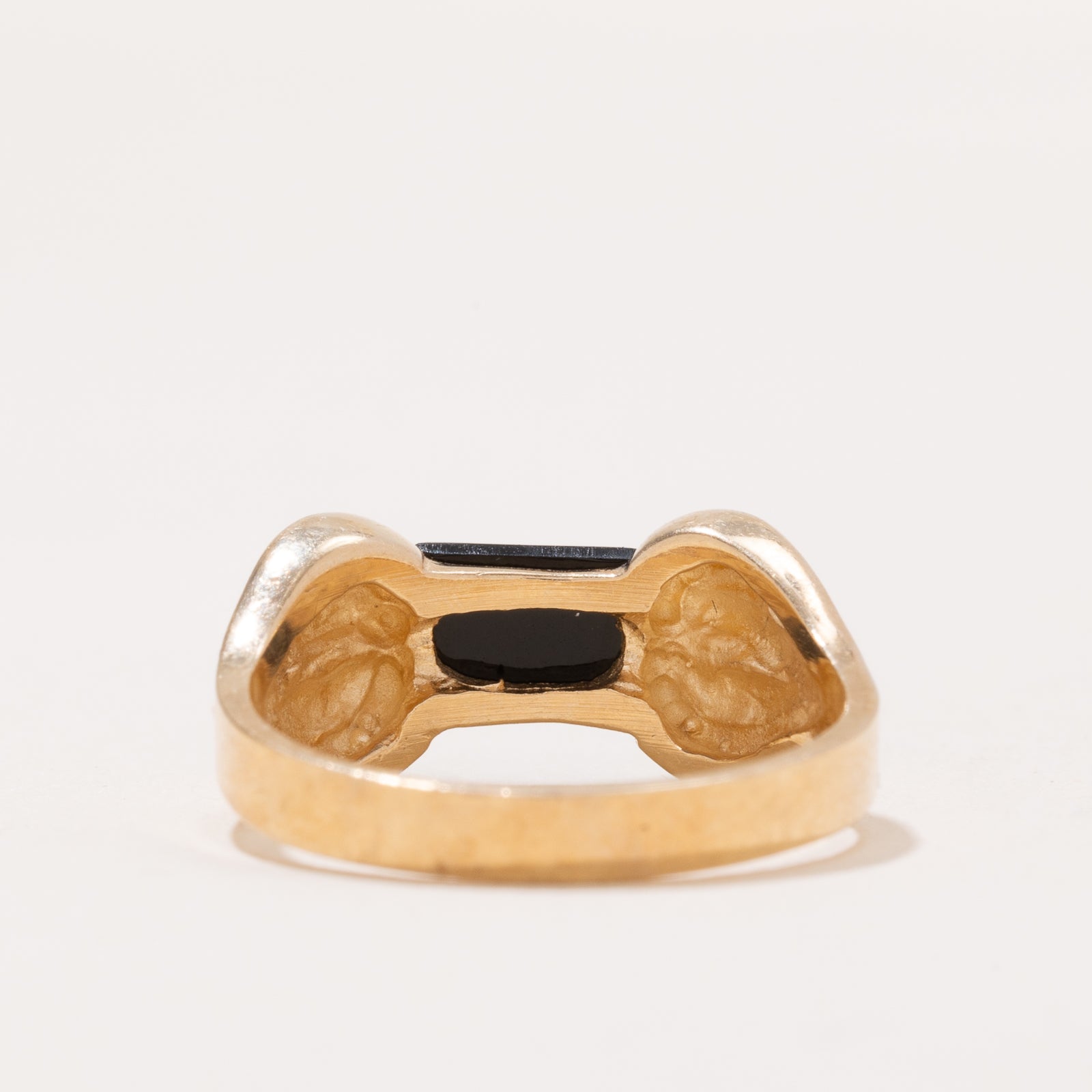 Onyx Grooved Bow Ring | 0.70ct | SZ 6.5