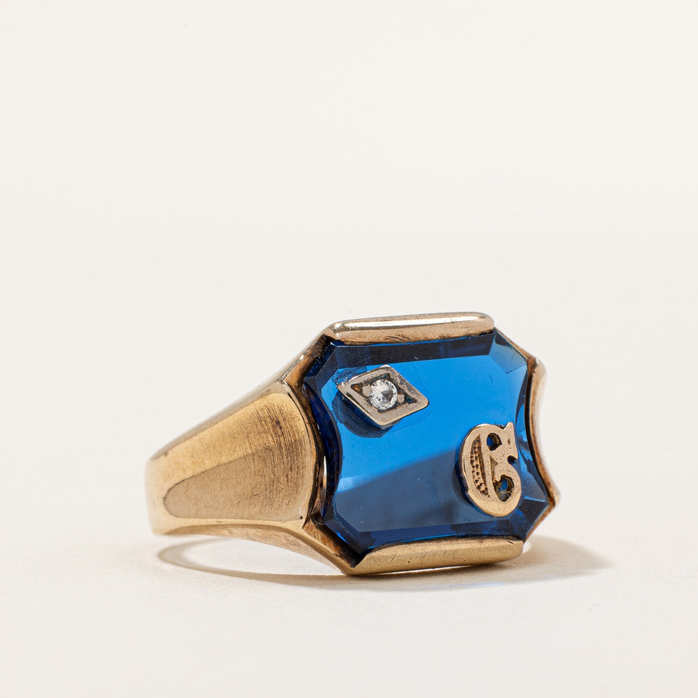 Blue & White Synthetic Spinel 'G' Signet Ring | 7.00ctw | SZ 10 |