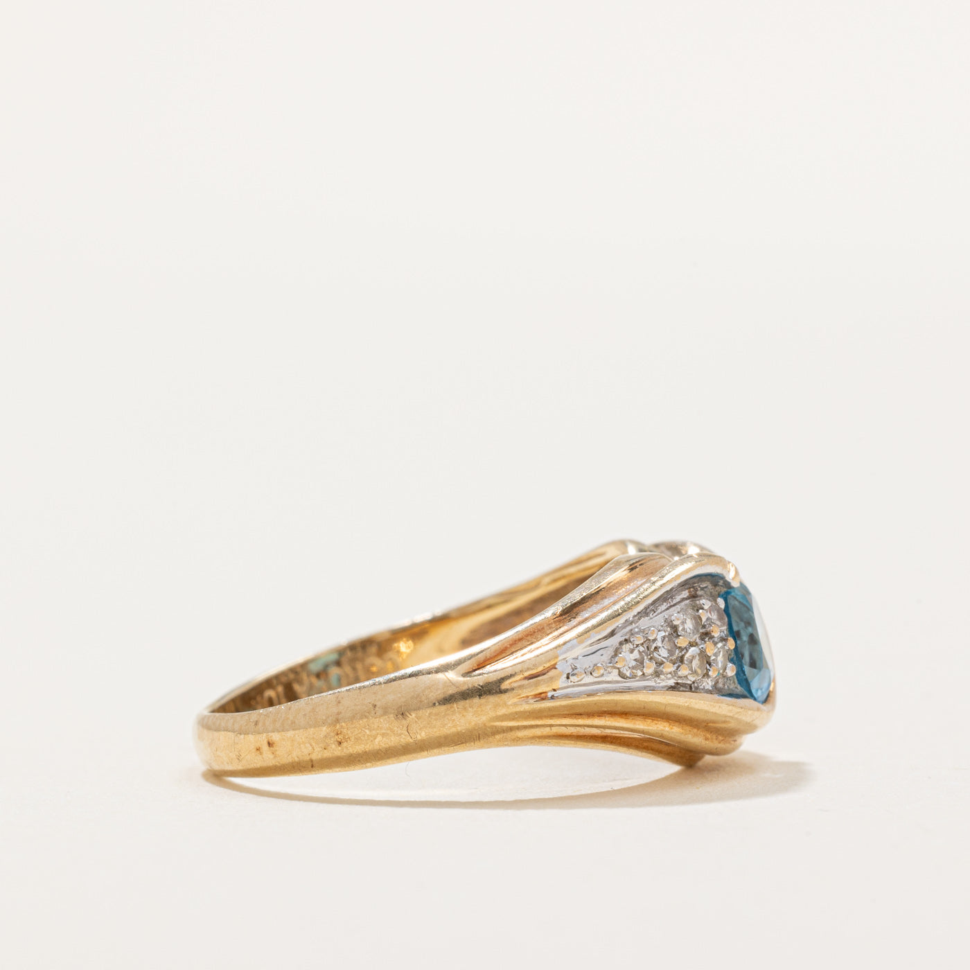 Semi Bezel Topaz & Diamond Tapered Ring | 0.60ct, 0.06ctw | SZ 6.5 |