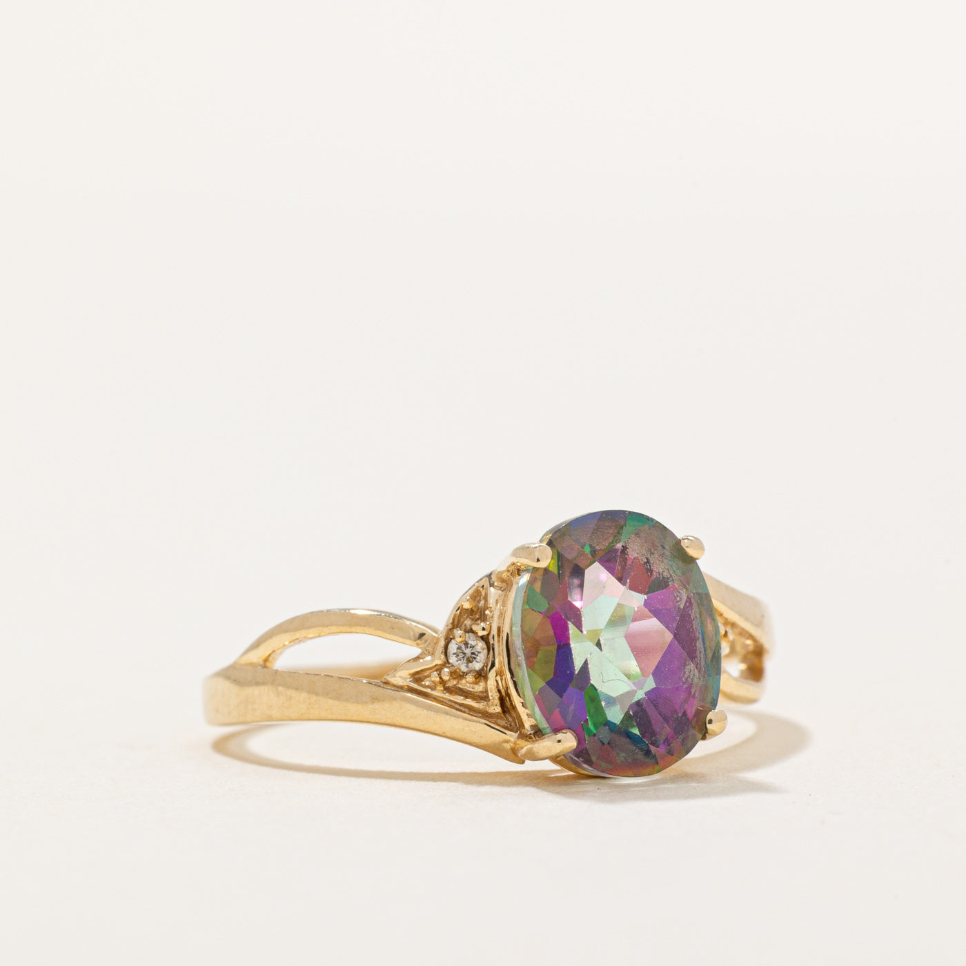 Mystic Topaz & Diamond Ring | 2.30ct, 0.02ctw | SZ 7.75 |