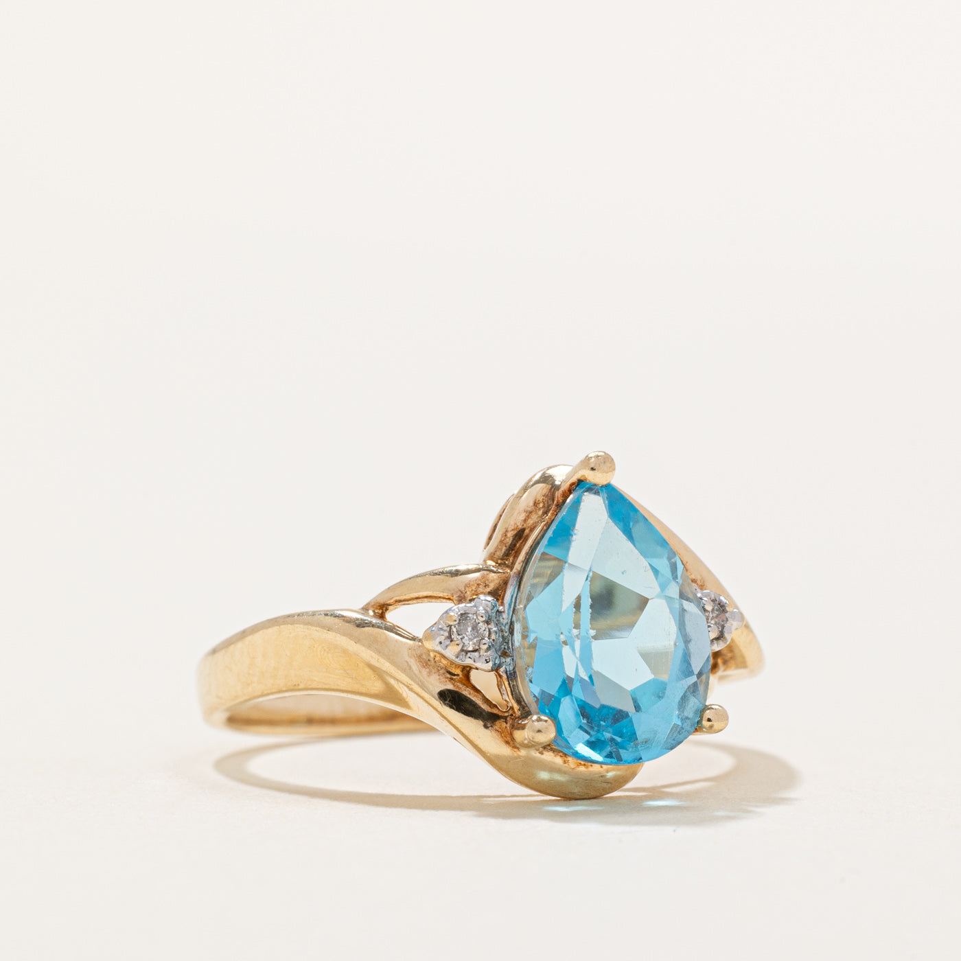 Blue Topaz & Diamond Cocktail Ring | 2.20ct, 0.02ctw | SZ 6.75 |