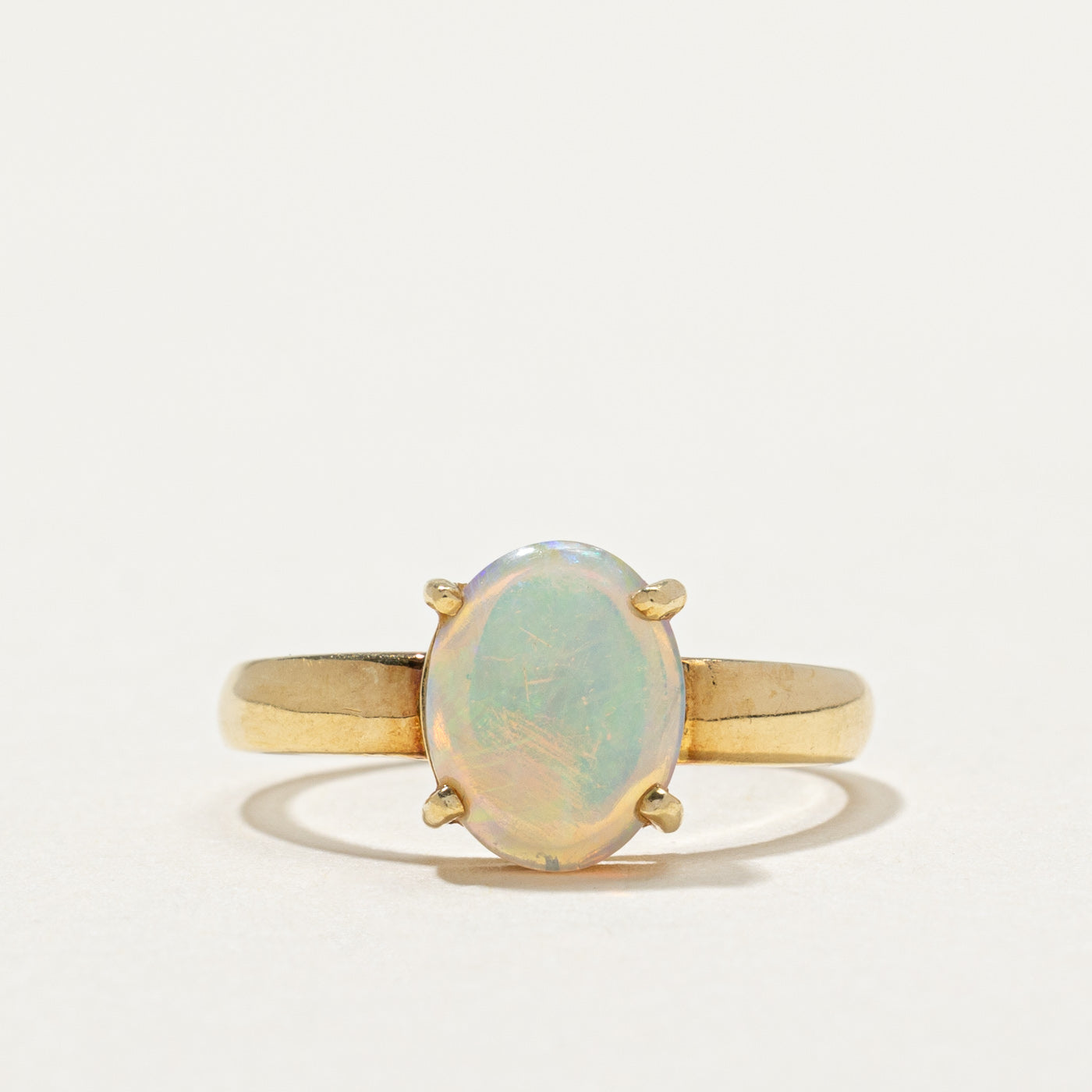 14k Oval Opal Ring | 0.82ct | SZ 5 |