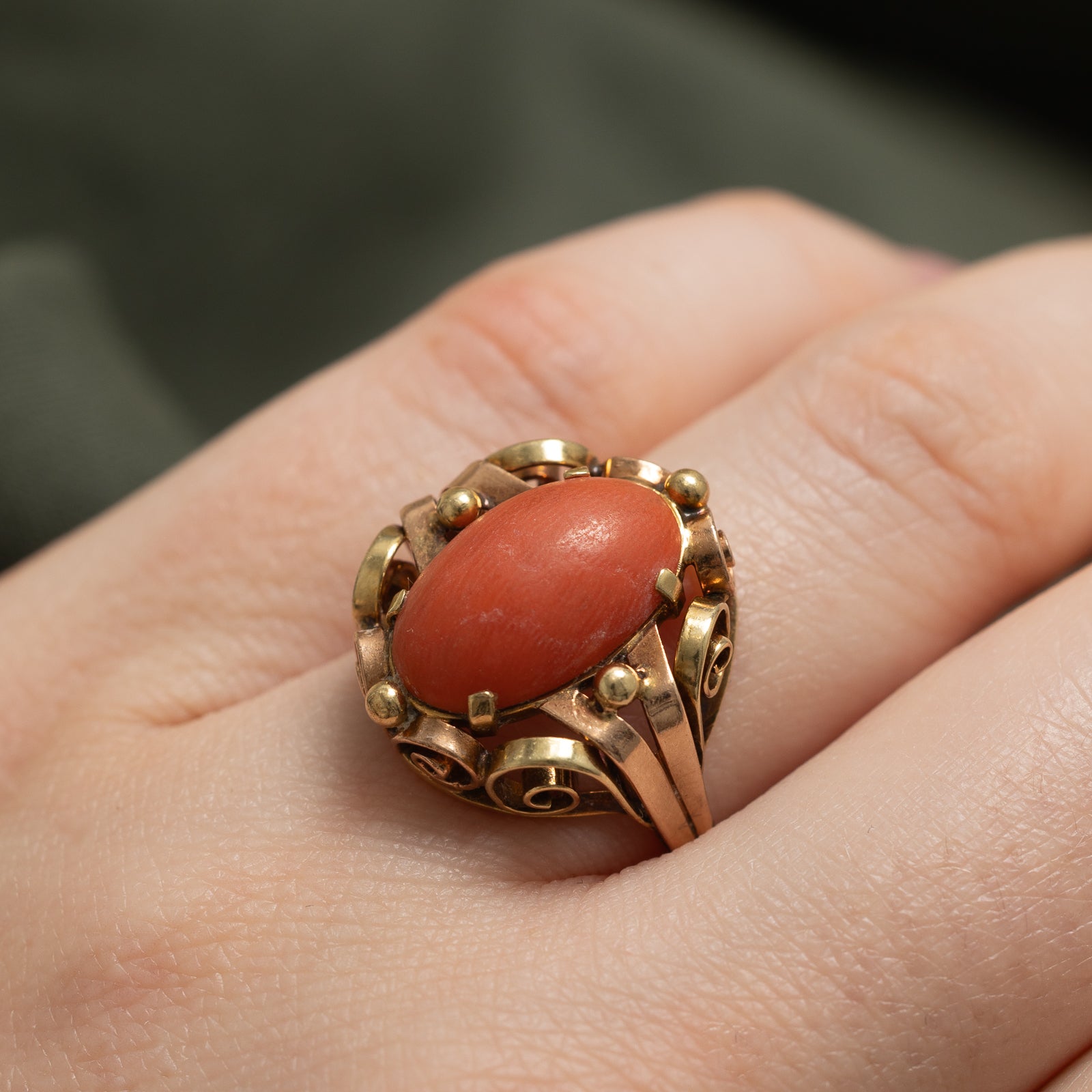 Coral Scrollwork Ring | 3.25ct | SZ 7.5 |