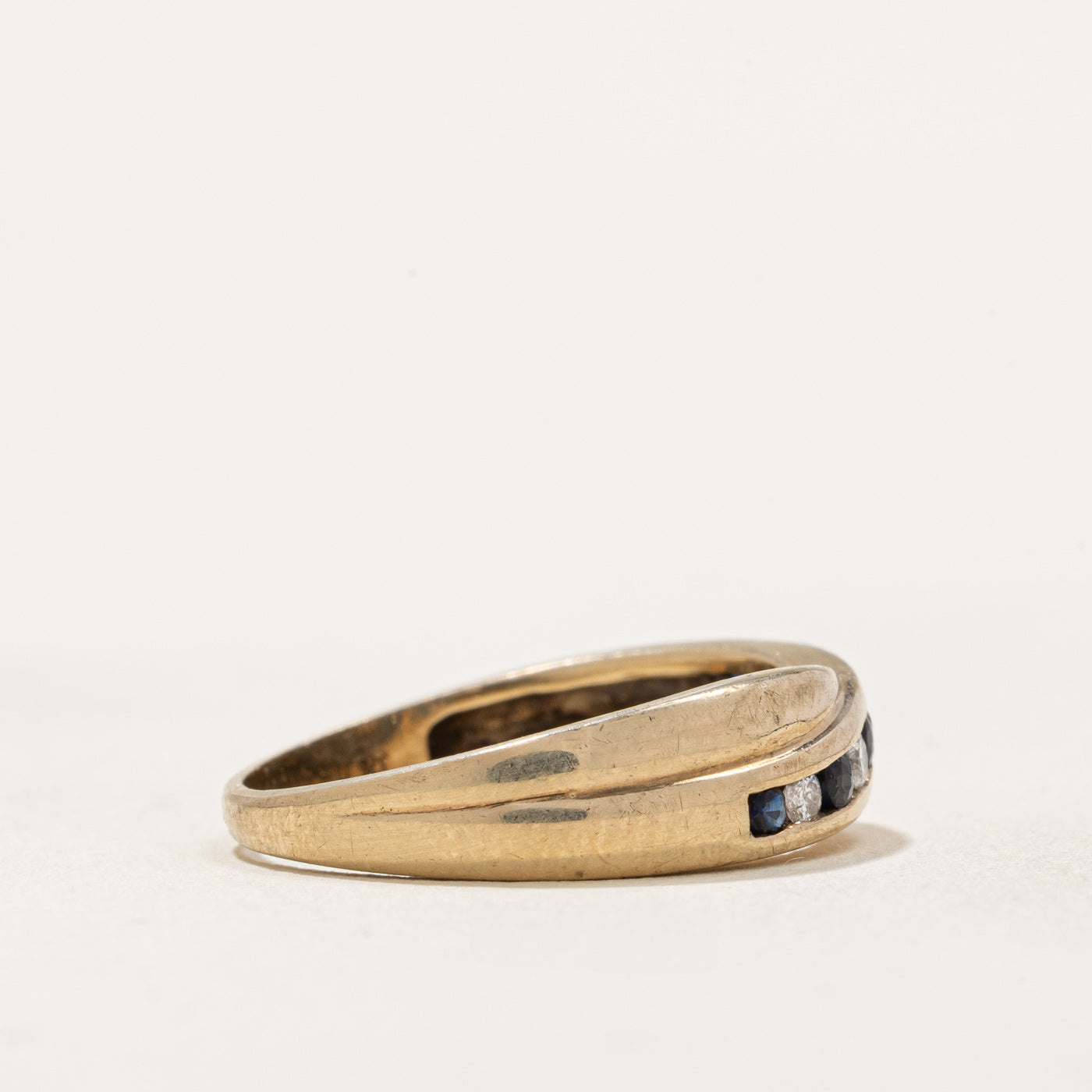Bague croisée saphir et diamants | 0,16 ct, 0,10 ct | Taille 6 | 