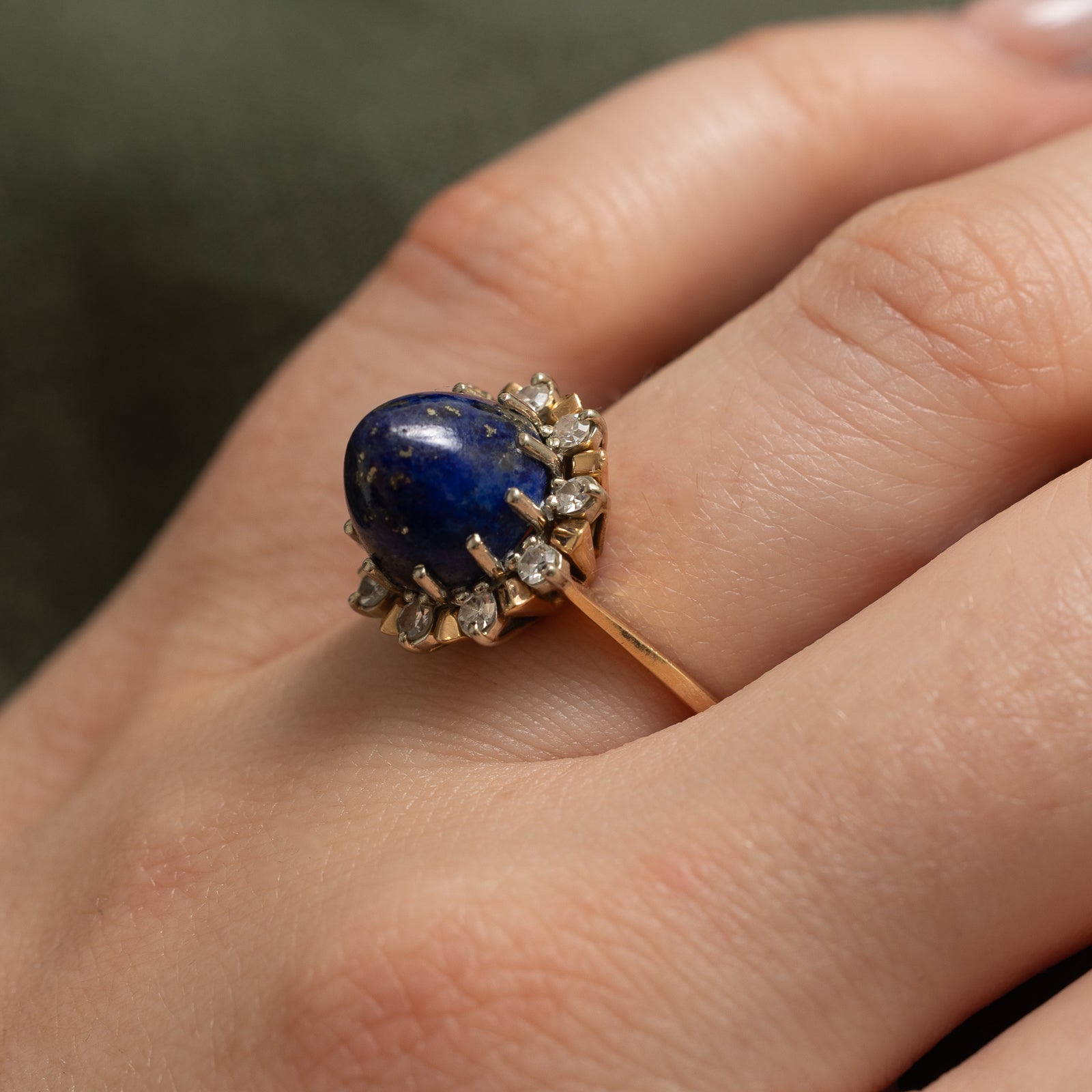 Bague cocktail en lapis-lazuli conique et diamants | 5,00 ct, 0,25 ct au total | Taille 6