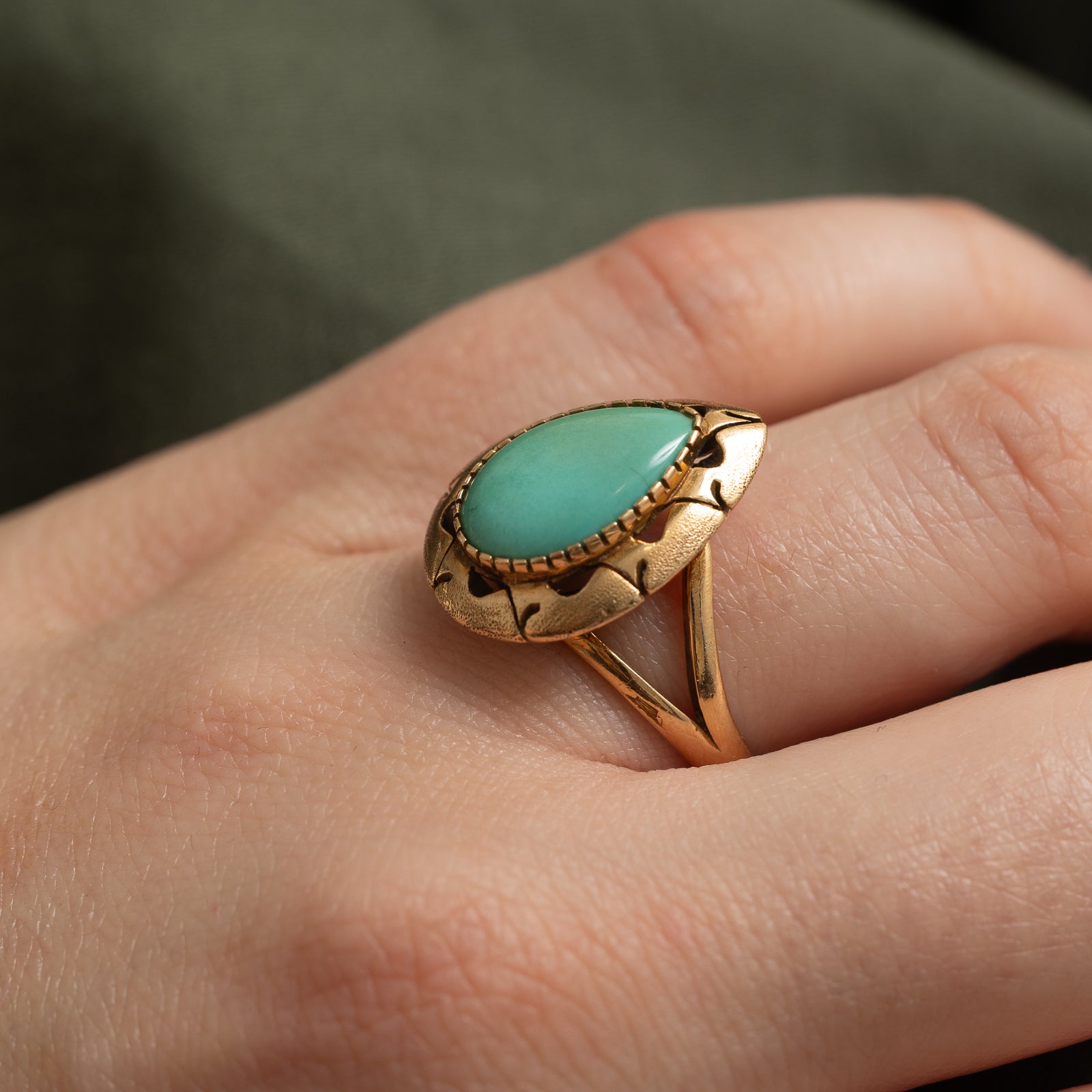 Pear Cabochon Turquoise Textured Cocktail Ring | 1.80ct | SZ 7.25