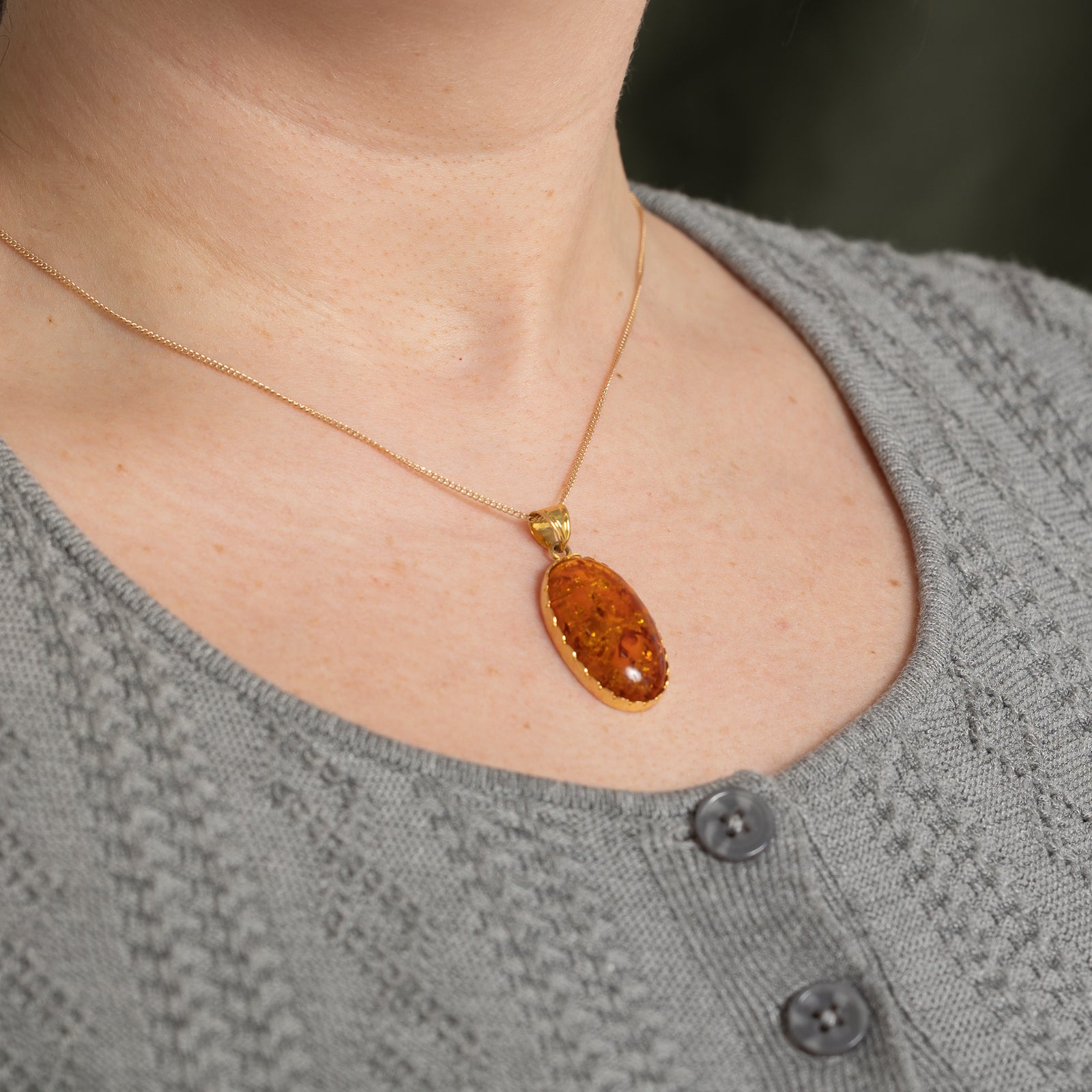 Oval Cabochon Amber Pendant | 11.00ct