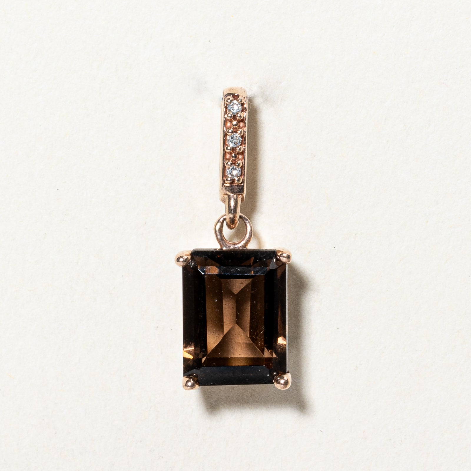 Pendentif en quartz fumé et diamants | 1,30 ct, 0,01 ct au total | 
