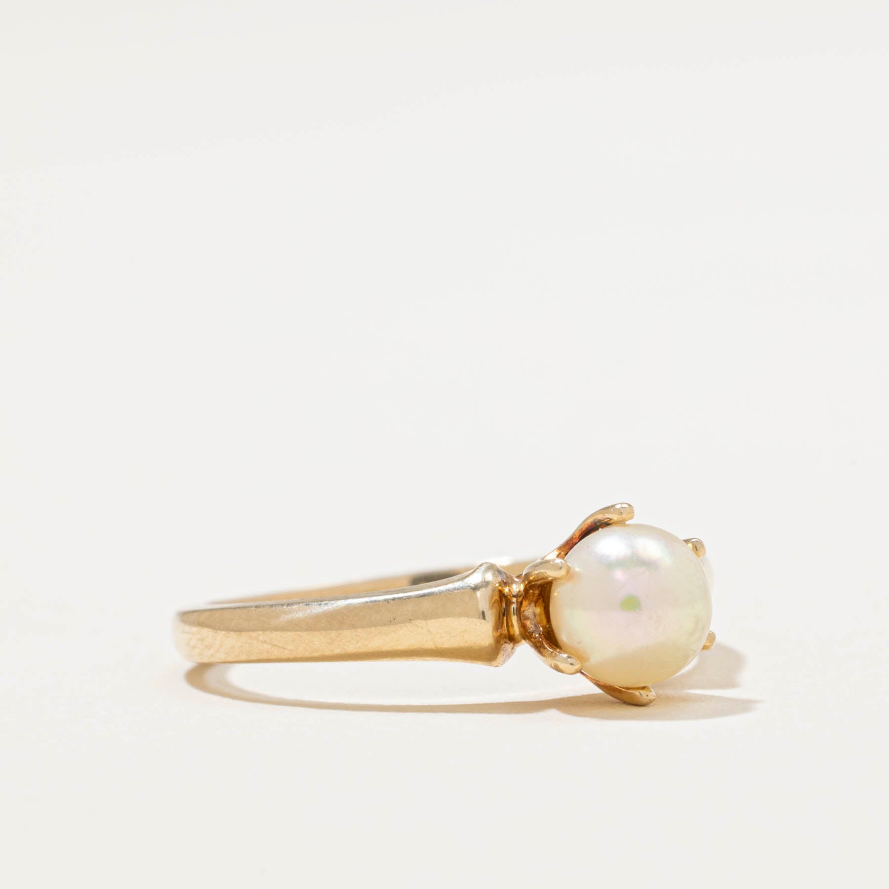 Solitaire Pearl Ring | SZ 6