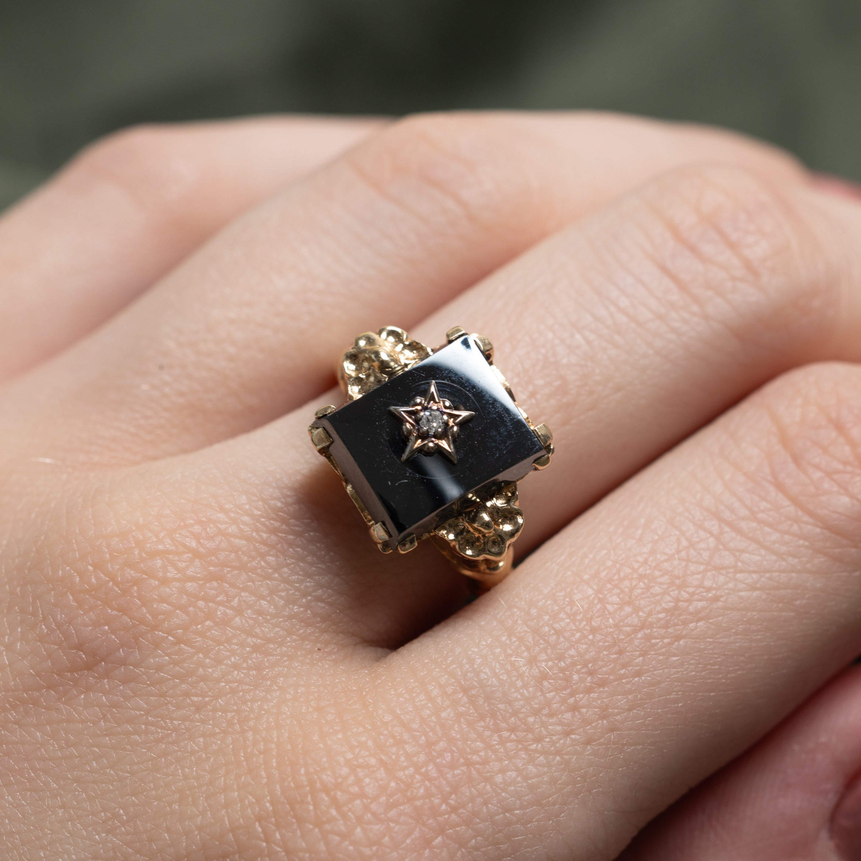 Hematite & Diamond Textured Ring | 4.40ct, 0.01ct | SZ 6.5