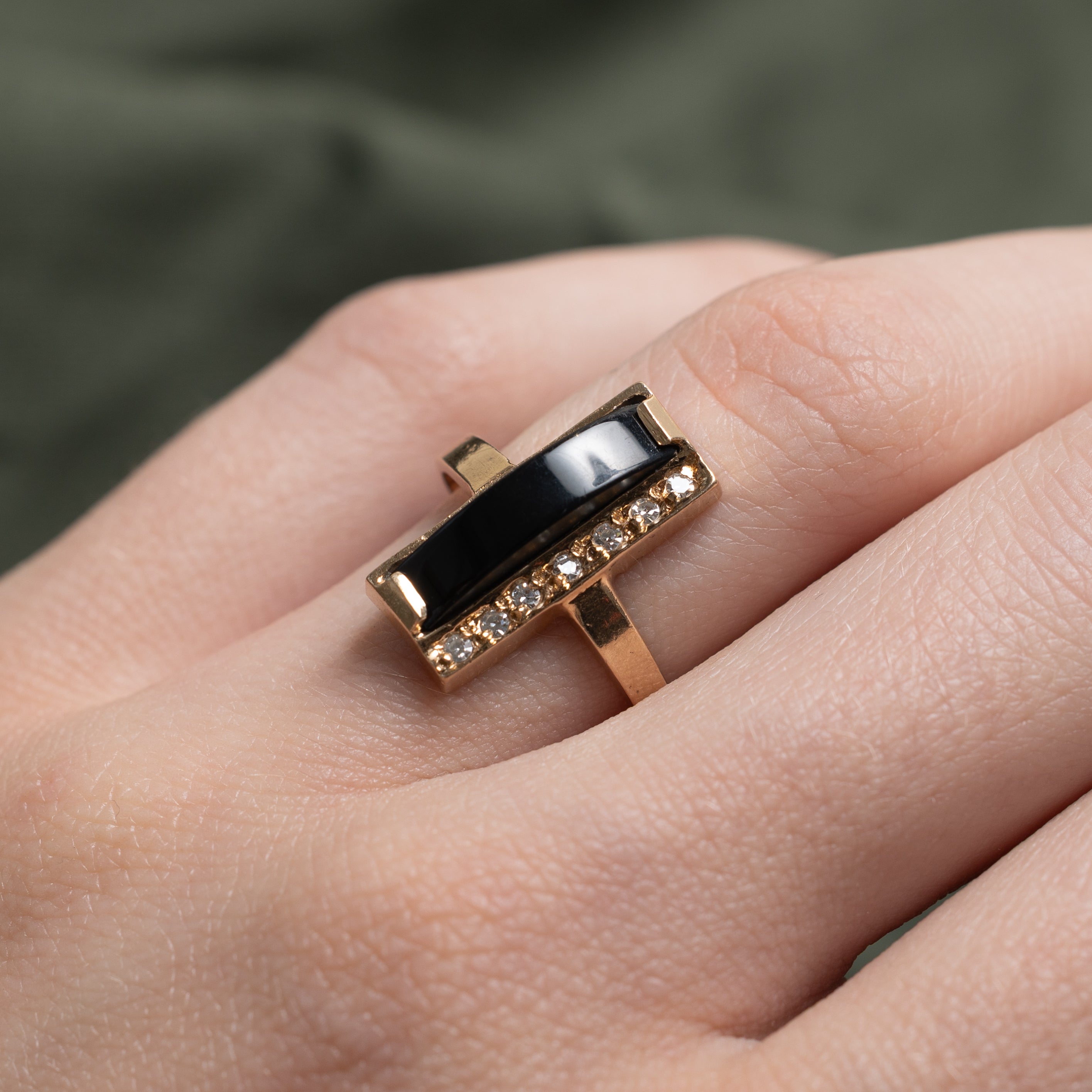 Cabochon Onyx & Diamond Column Ring | 1.30ct, 0.07ctw | SZ 6