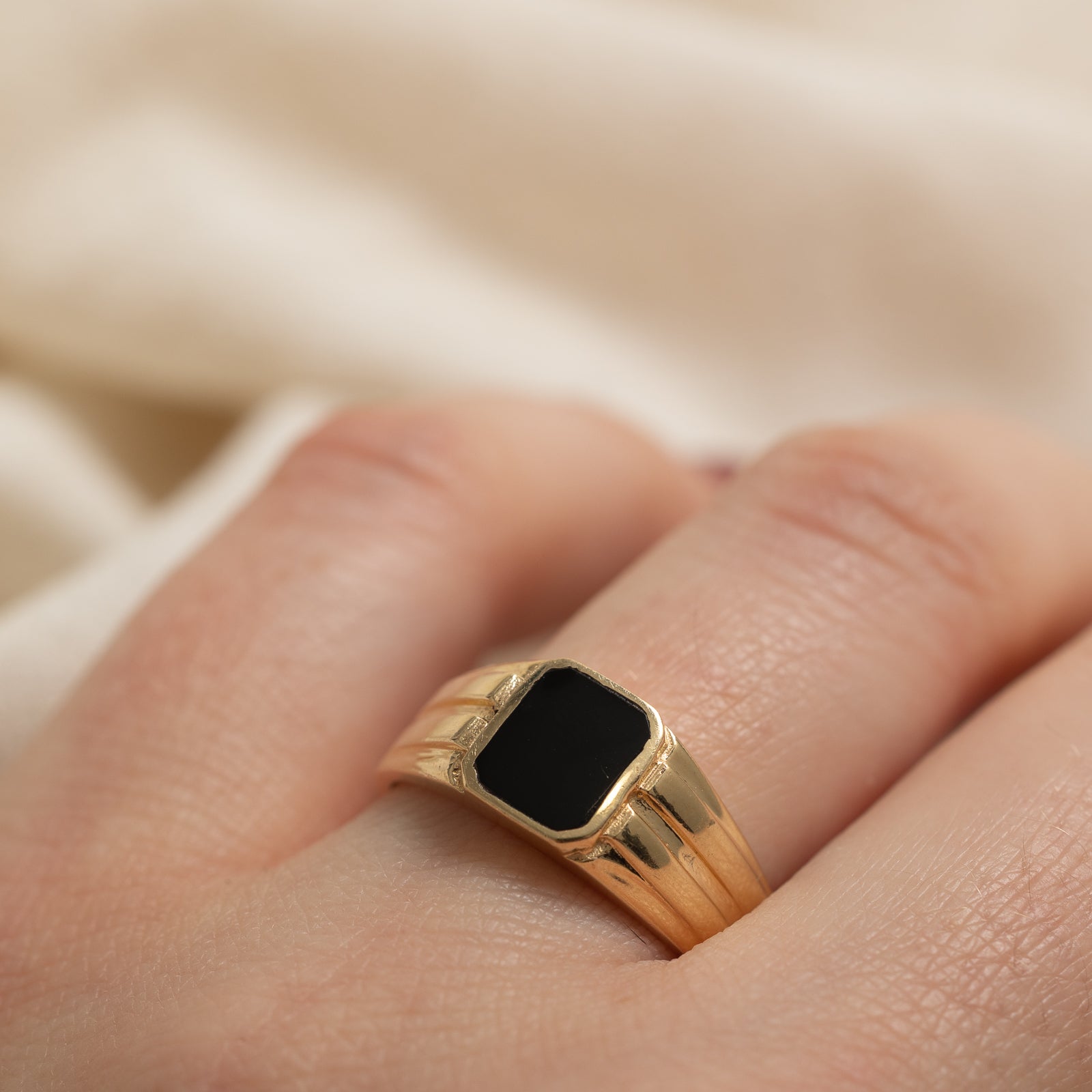 14K Bezel Set Onyx Signet Ring | 0.50ct | SZ 8