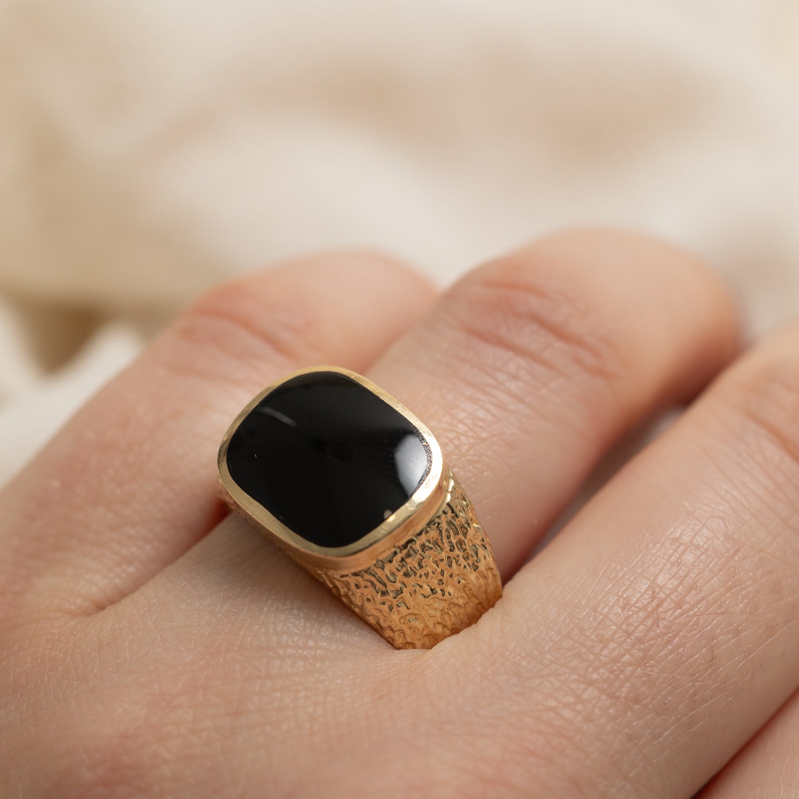 14K Onyx Textured Signet Ring | 2.00ct | SZ 8.75