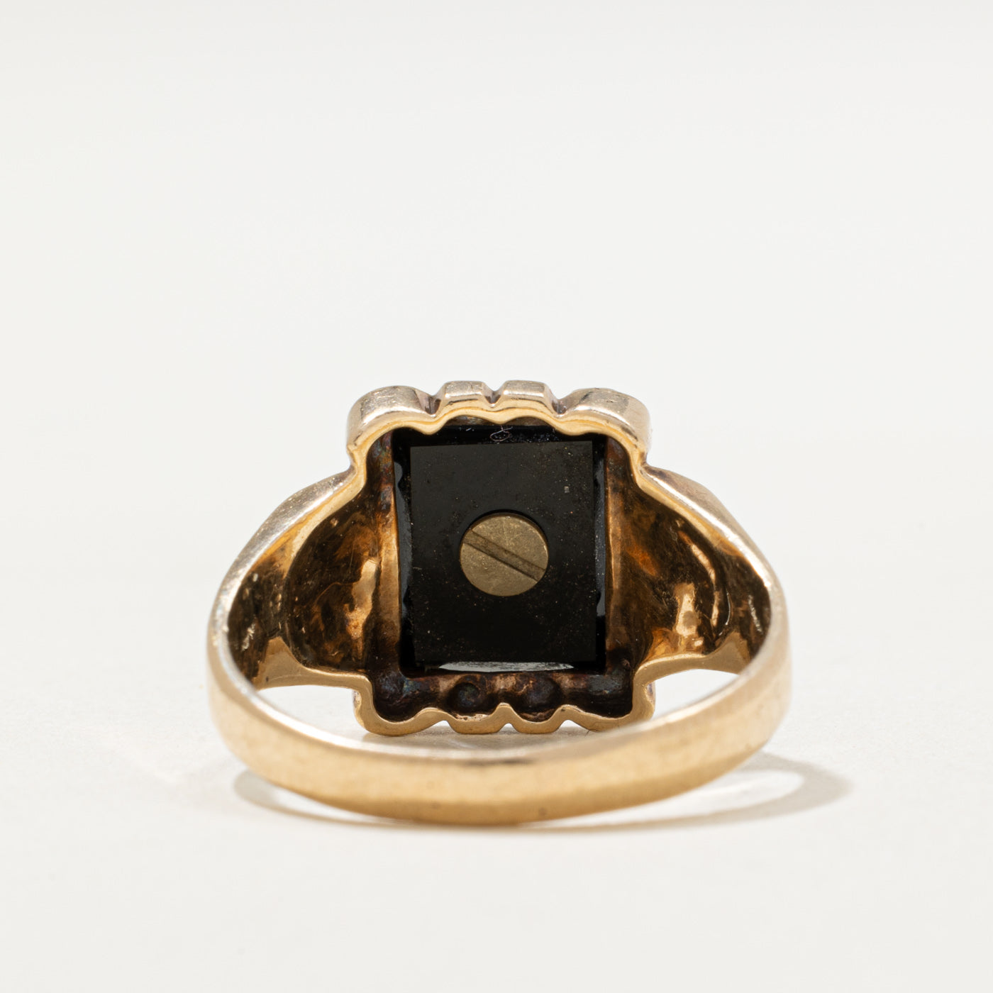 10K Onyx 'M' Initial Ring | 1.30ct | SZ 7