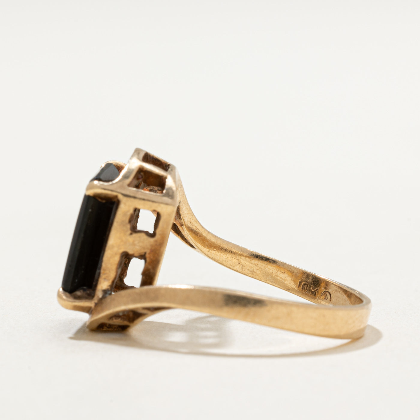 Bague Bypass en onyx 10 carats | 1,40 ct | Taille 5,25