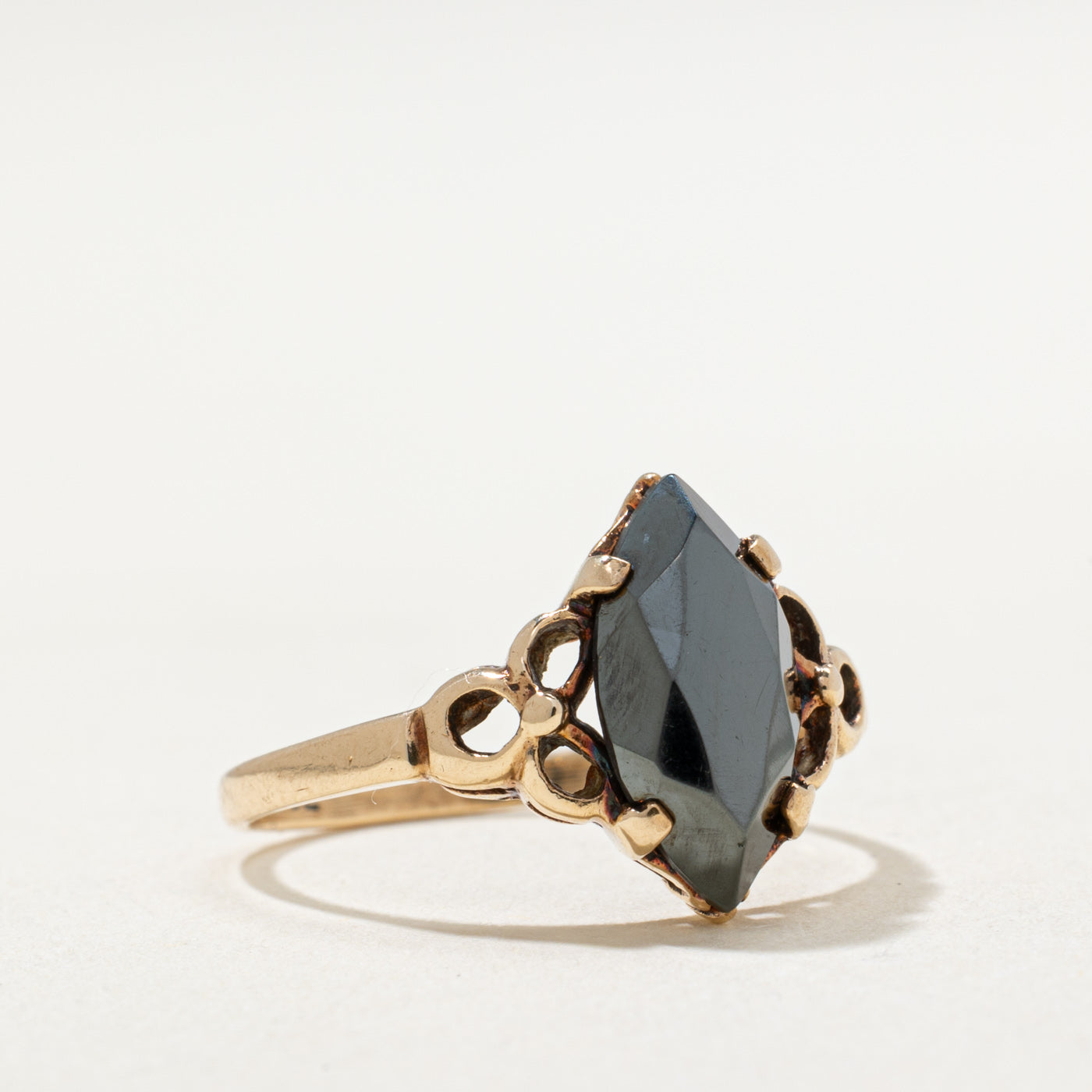 Bague conique en or 10 carats avec hématite taille marquise | 1,40 ct | Taille 5,5