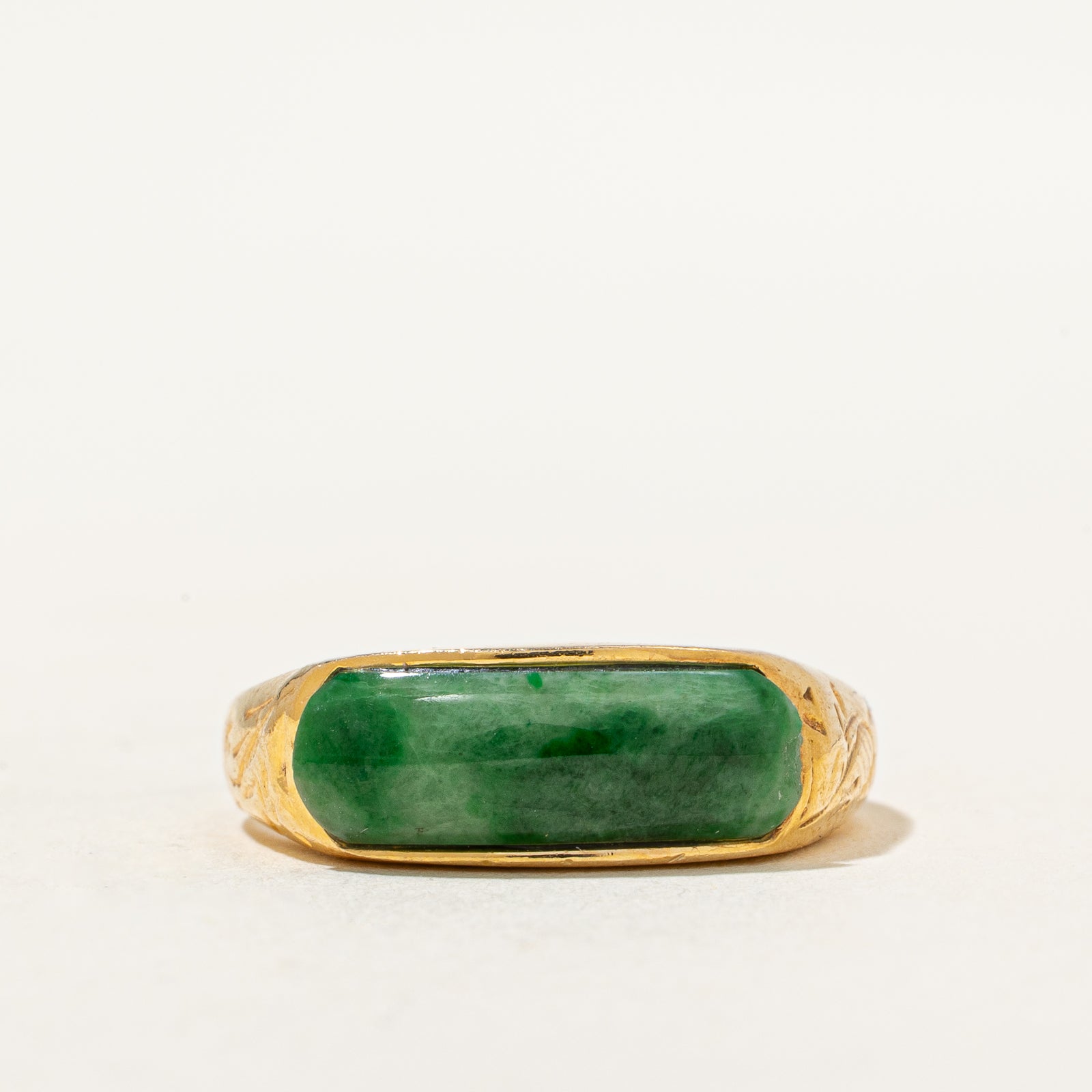 East West Cabochon Jade Ring | 1.50ct | SZ 5.5