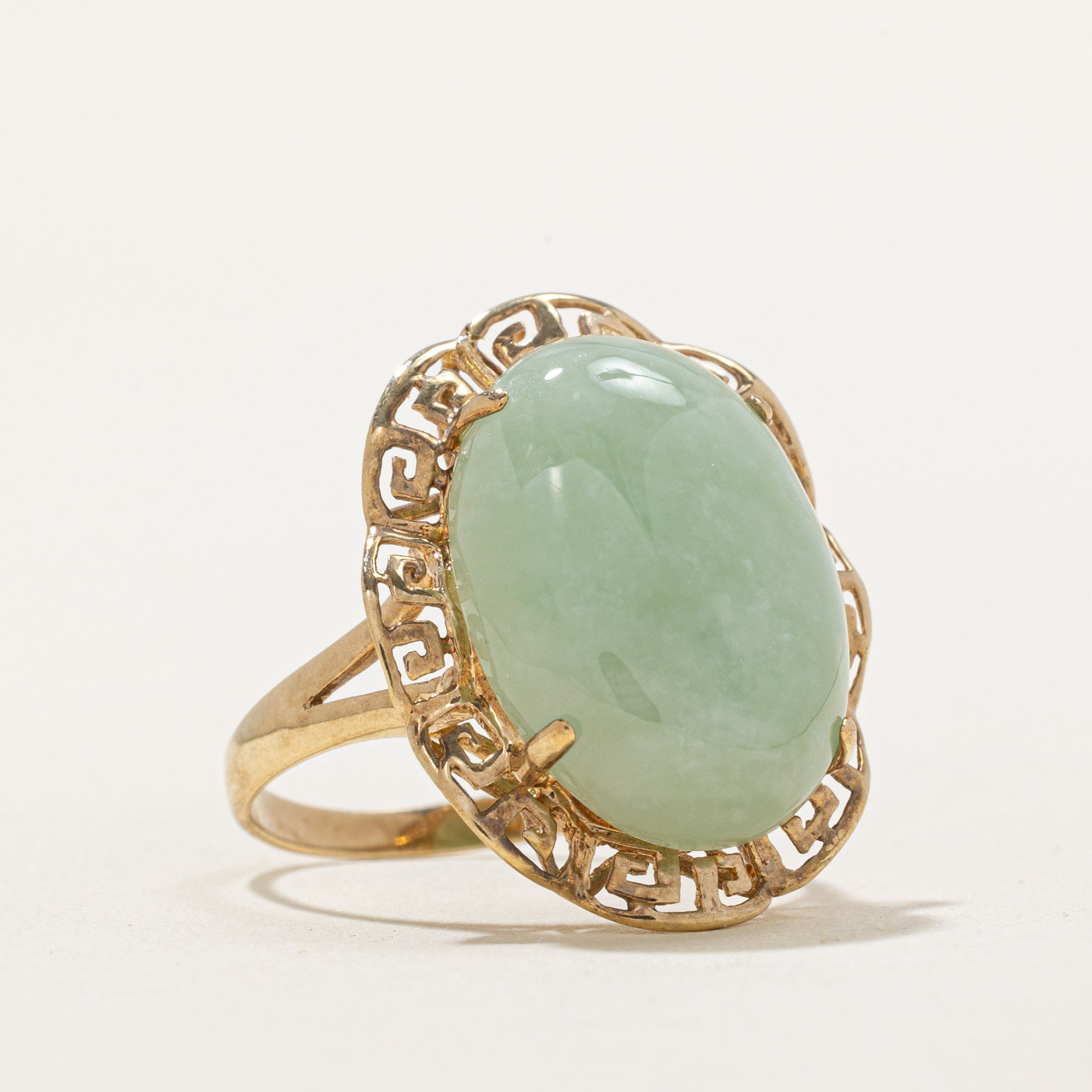 Oval Cabochon Jade Cocktail Ring | 11.00ct | SZ 6.75