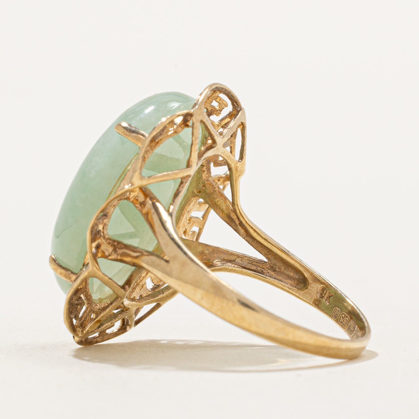 Oval Cabochon Jade Cocktail Ring | 11.00ct | SZ 6.75