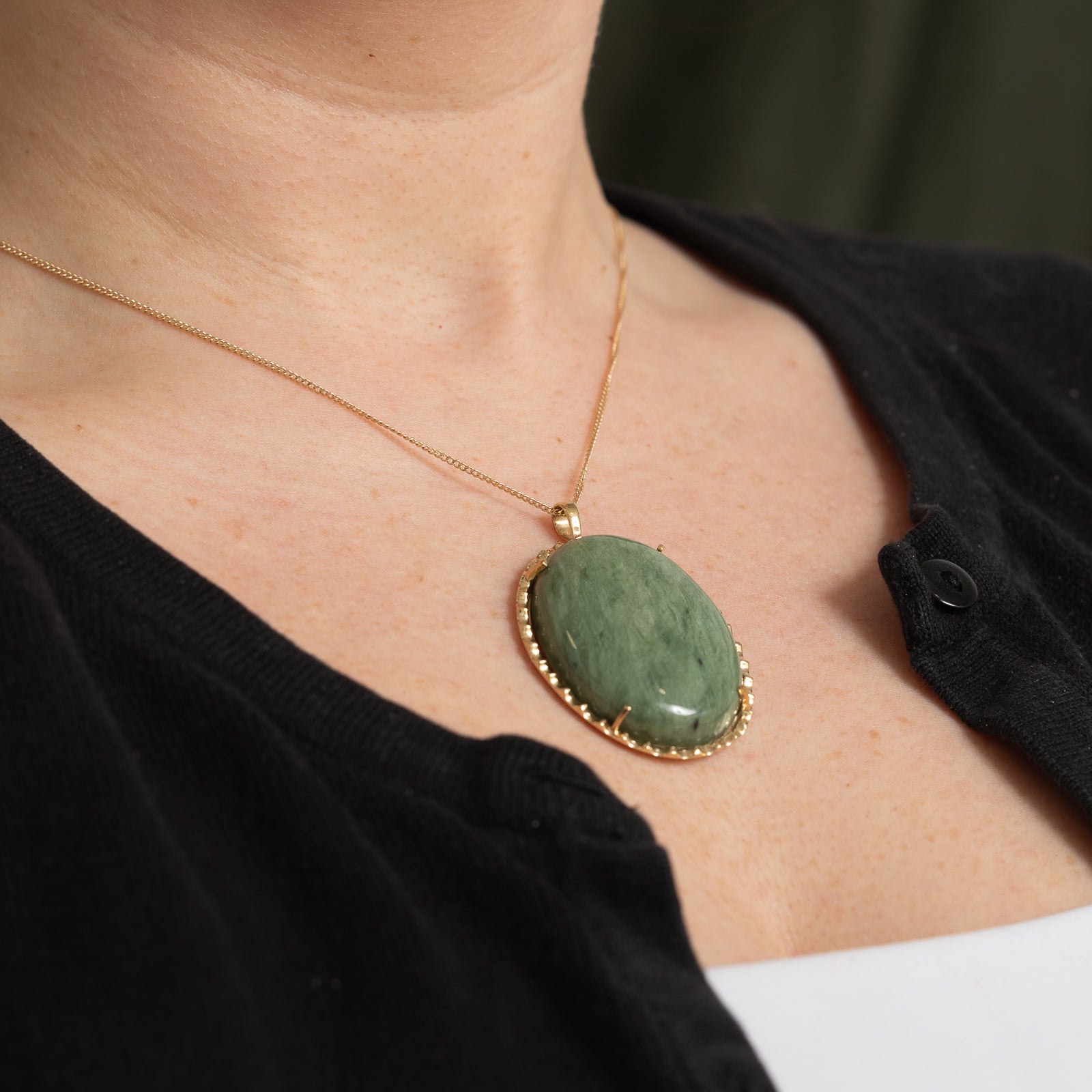 Oval Cabochon Nephrite Jade Pendant | 92.00ct